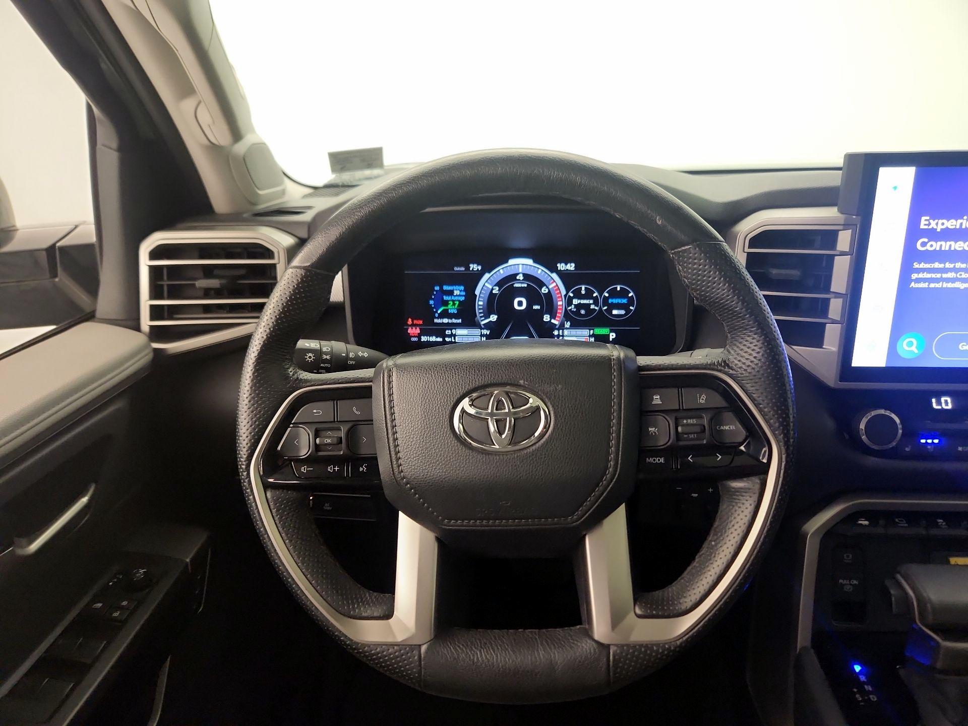 Thumbnail: 2024 Toyota Tundra - 10