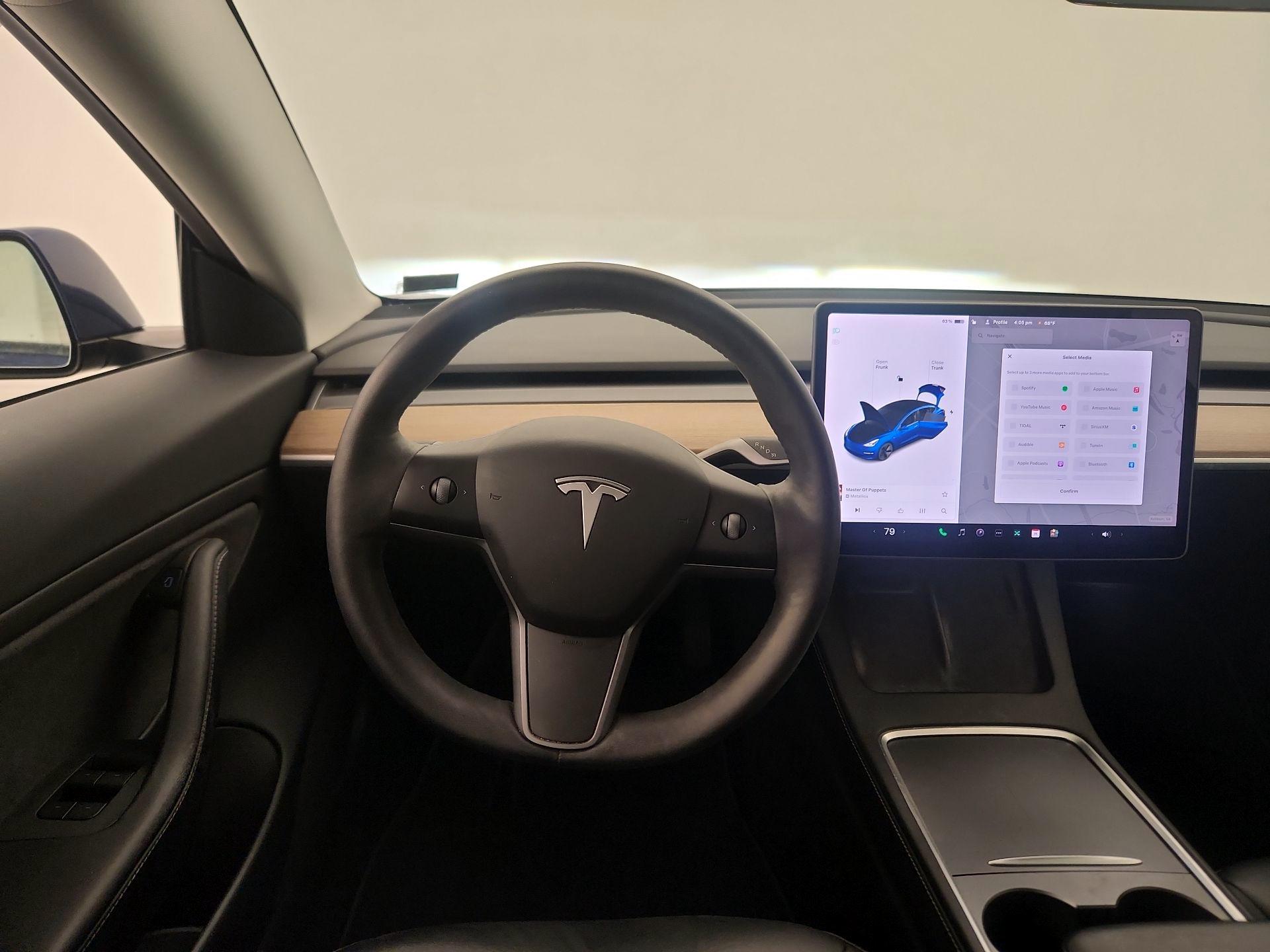 Thumbnail: 2021 Tesla Model 3 - 10