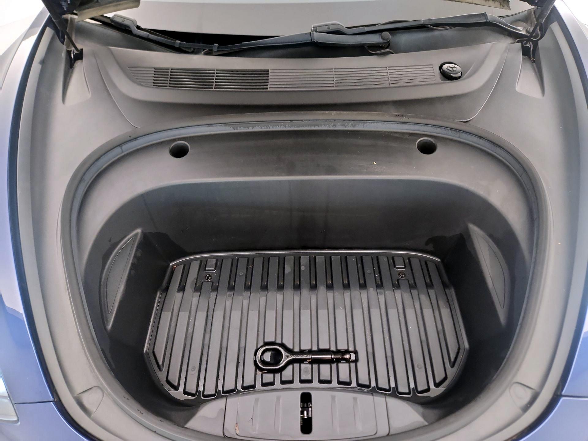 Thumbnail: 2021 Tesla Model 3 - 19