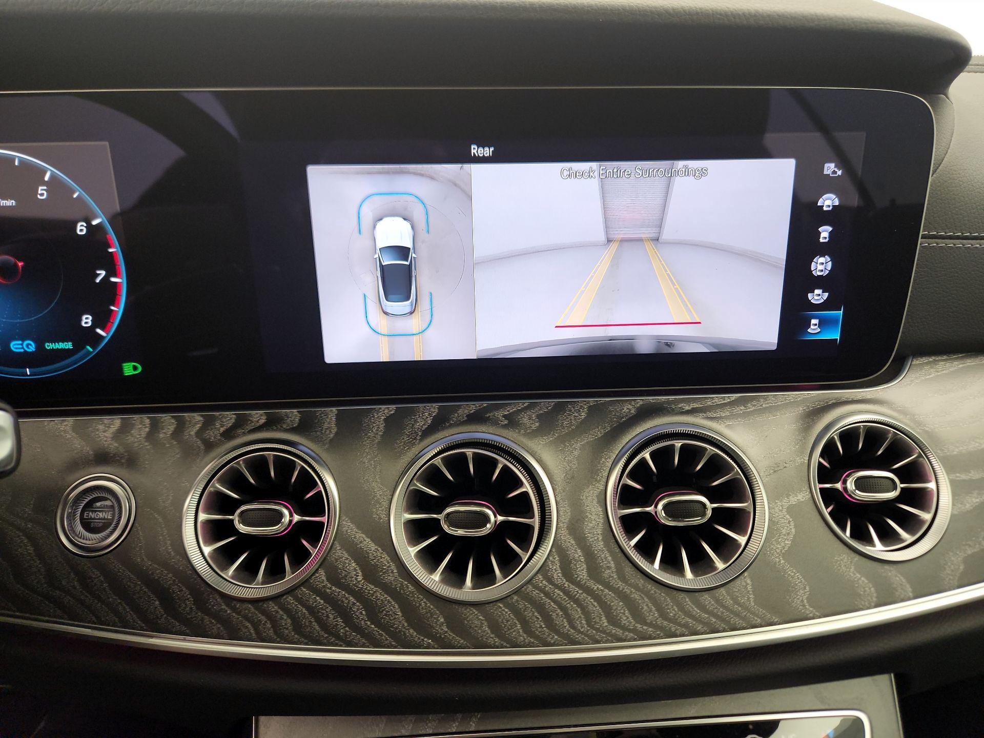 Thumbnail: 2022 Mercedes-Benz E-Class - 15