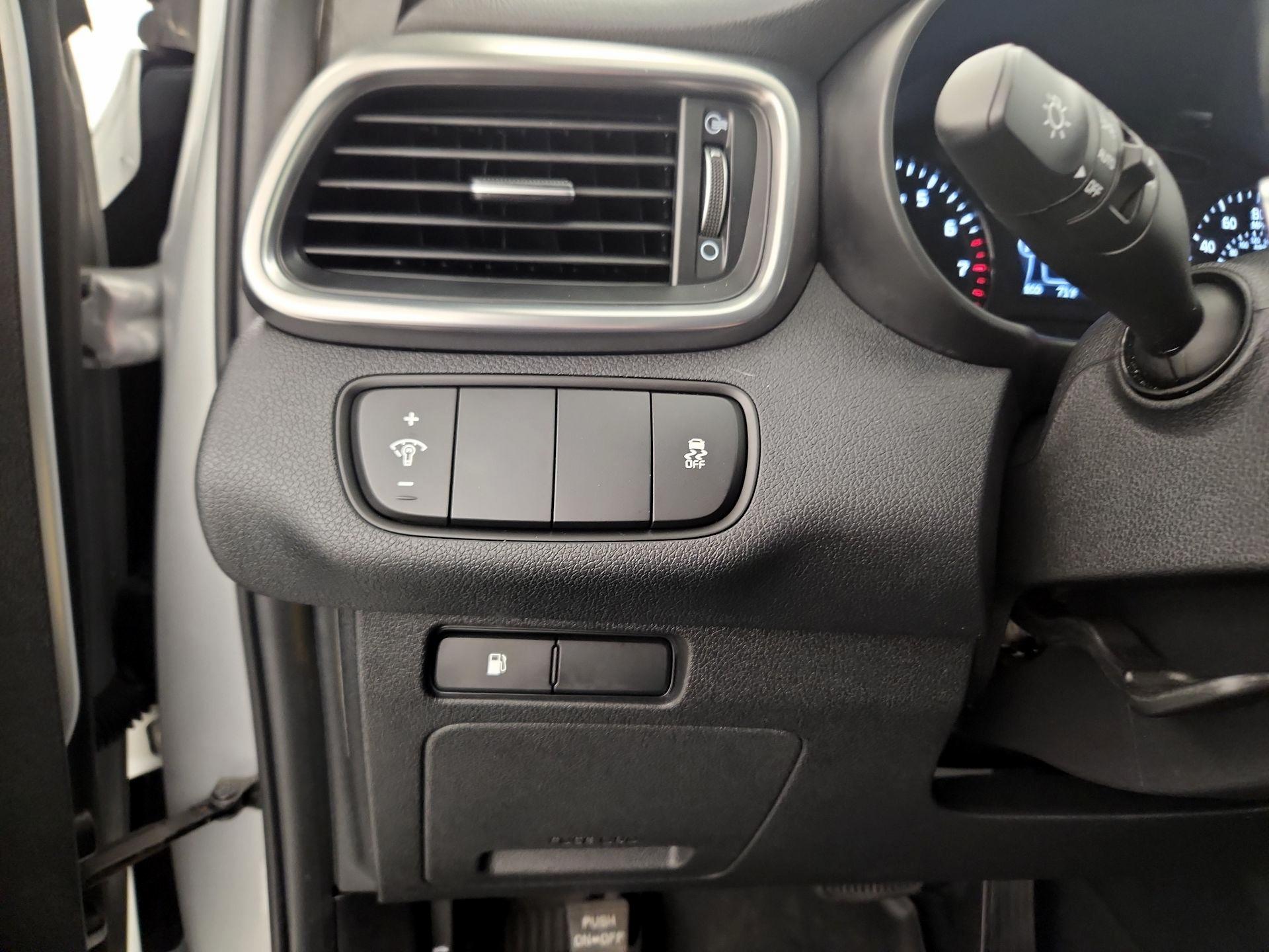 Thumbnail: 2017 Kia Sorento - 13