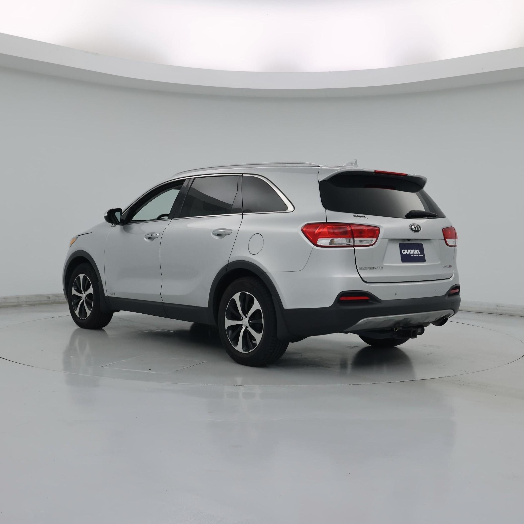 Thumbnail: 2017 Kia Sorento - 2