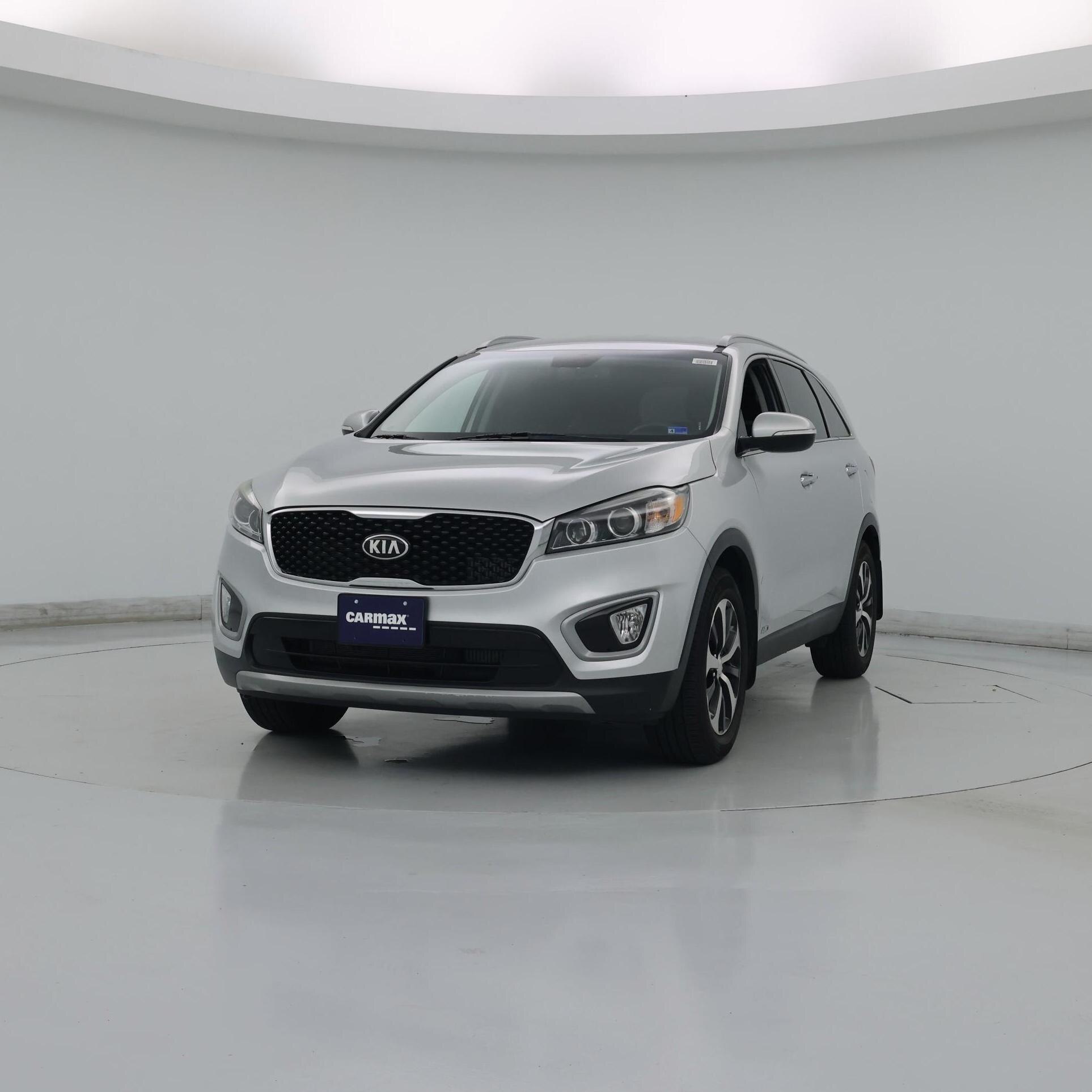 Thumbnail: 2017 Kia Sorento - 4