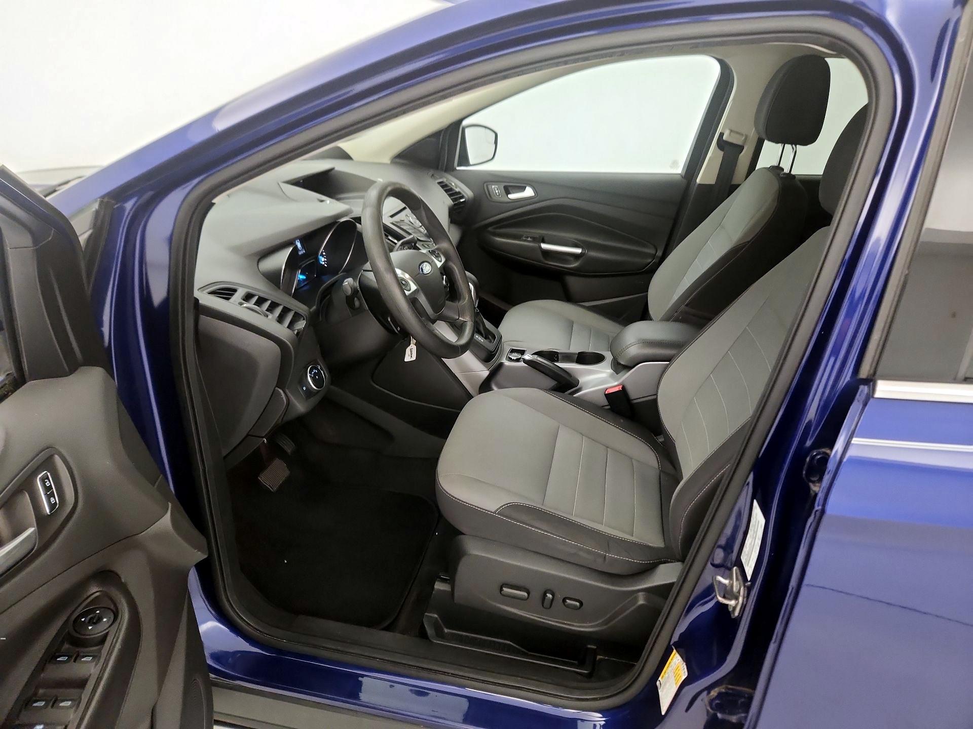 Thumbnail: 2016 Ford Escape - 11