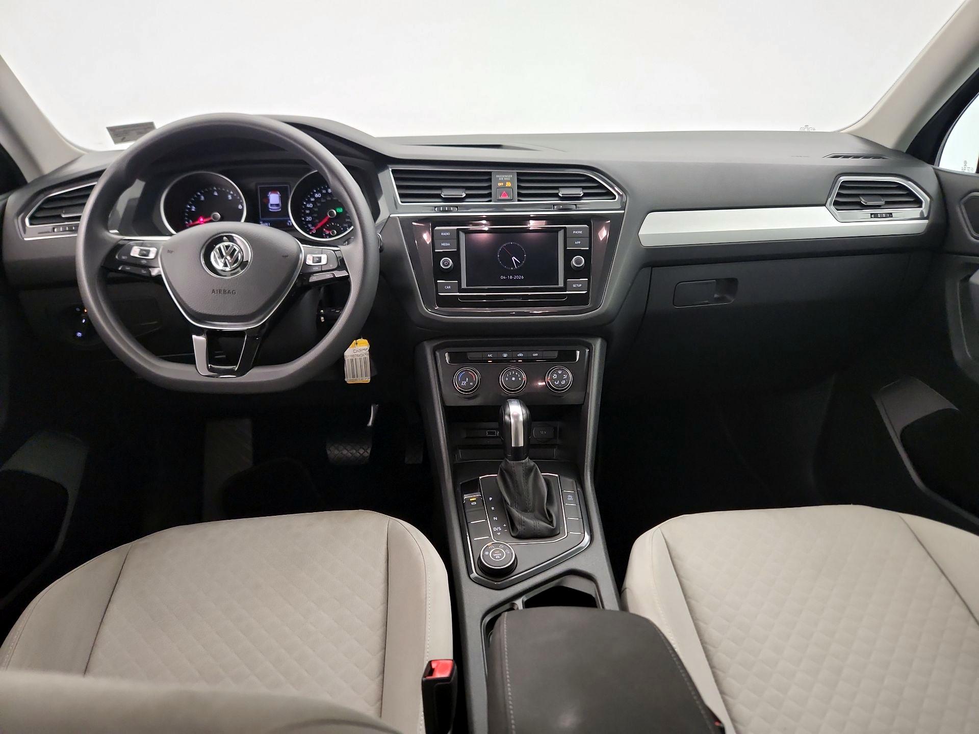 Thumbnail: 2019 Volkswagen Tiguan - 9