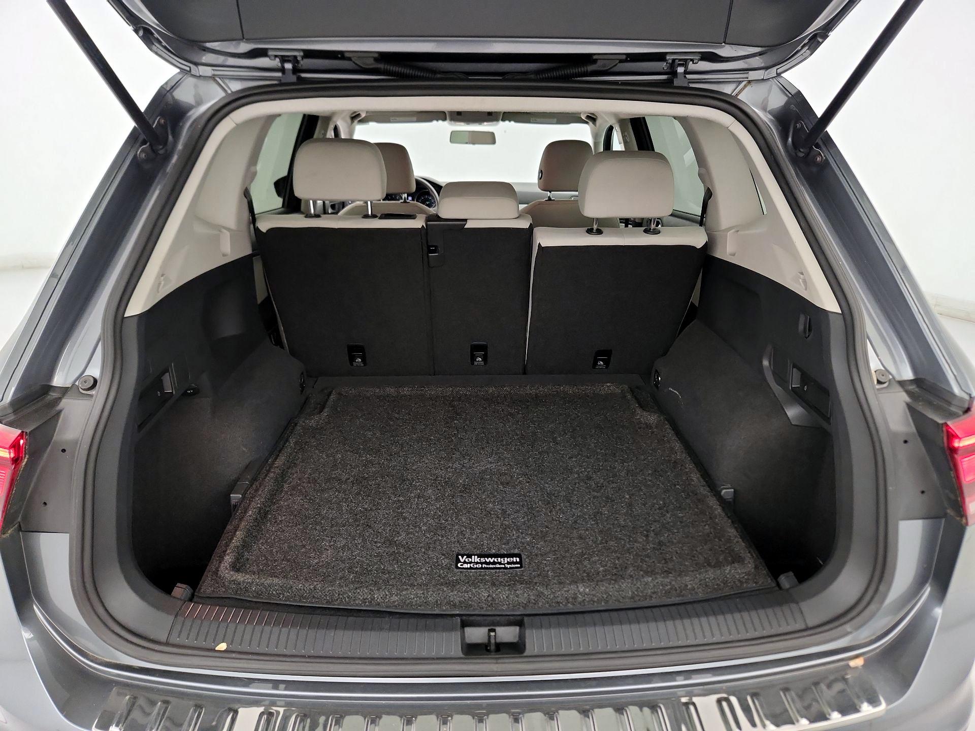 Thumbnail: 2019 Volkswagen Tiguan - 19