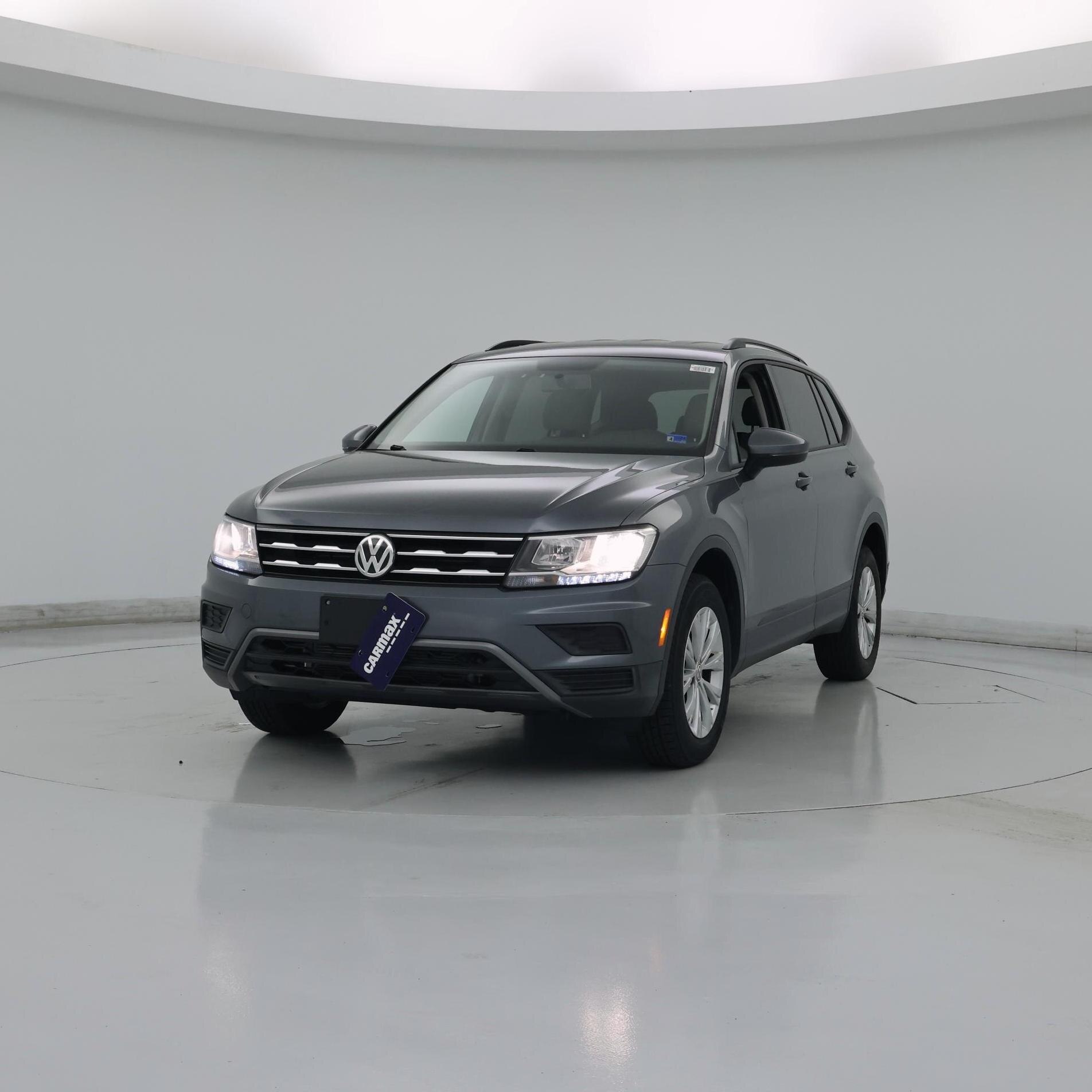 Thumbnail: 2019 Volkswagen Tiguan - 4