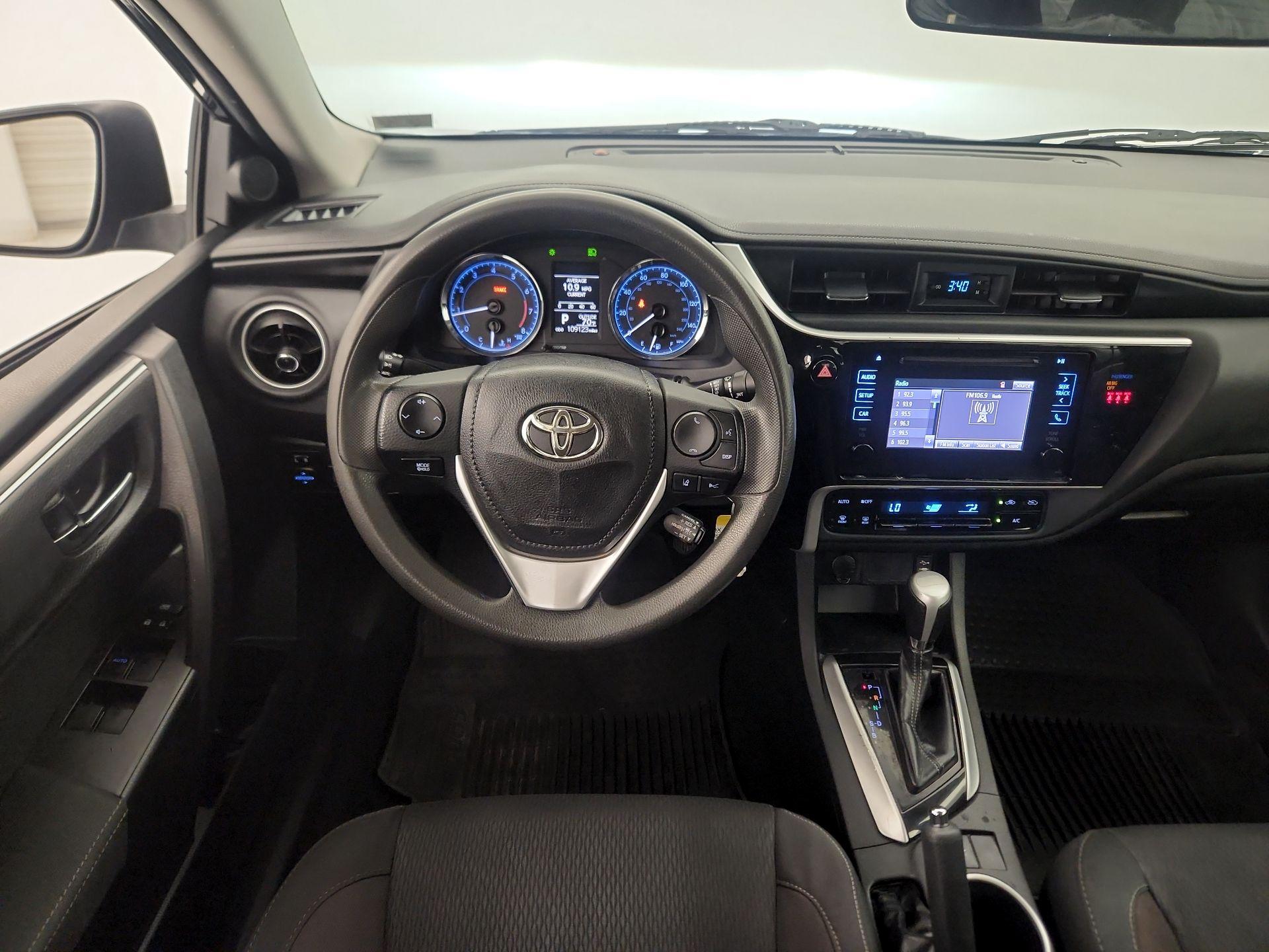 Thumbnail: 2018 Toyota Corolla - 10