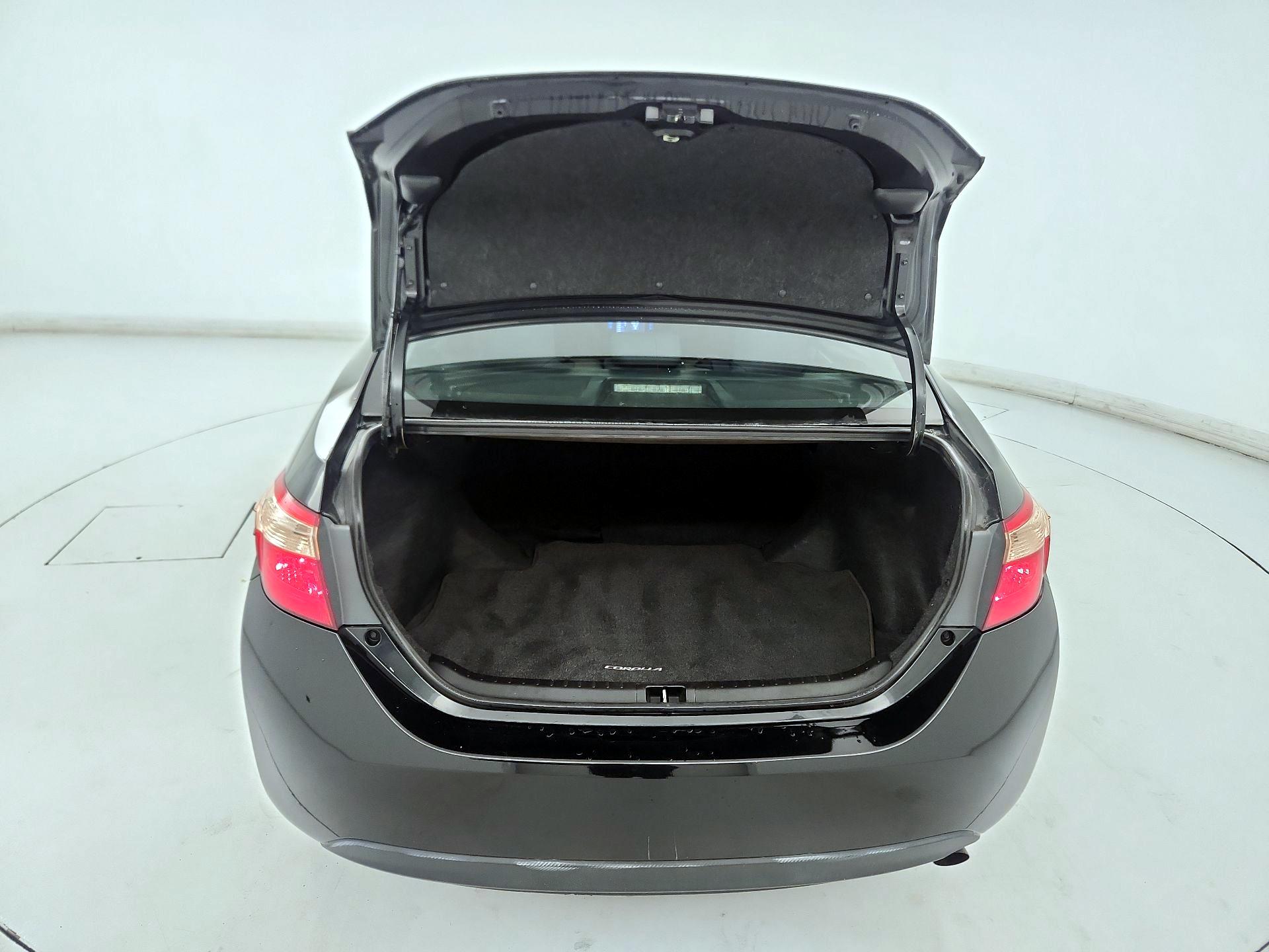 Thumbnail: 2018 Toyota Corolla - 20
