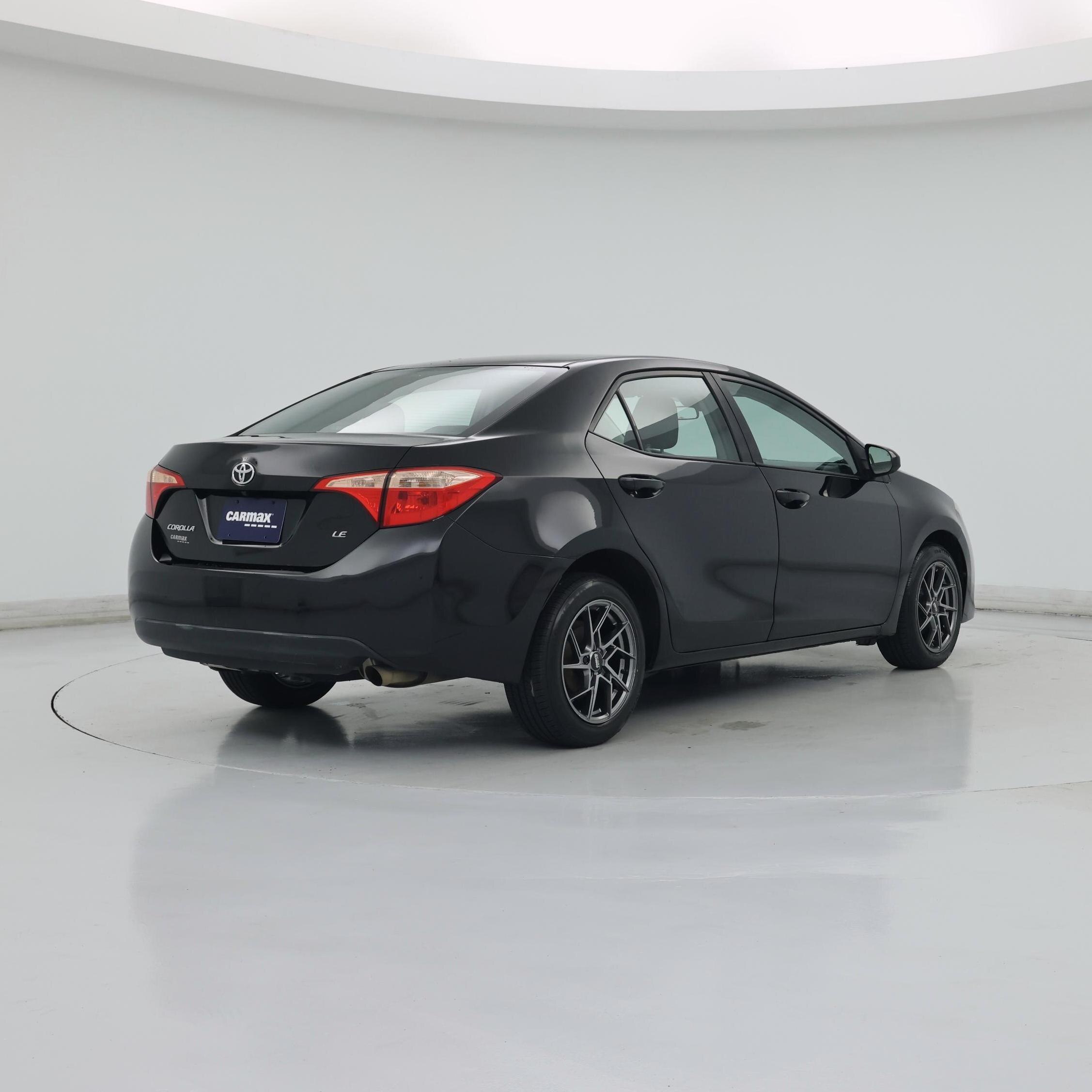 Thumbnail: 2018 Toyota Corolla - 8