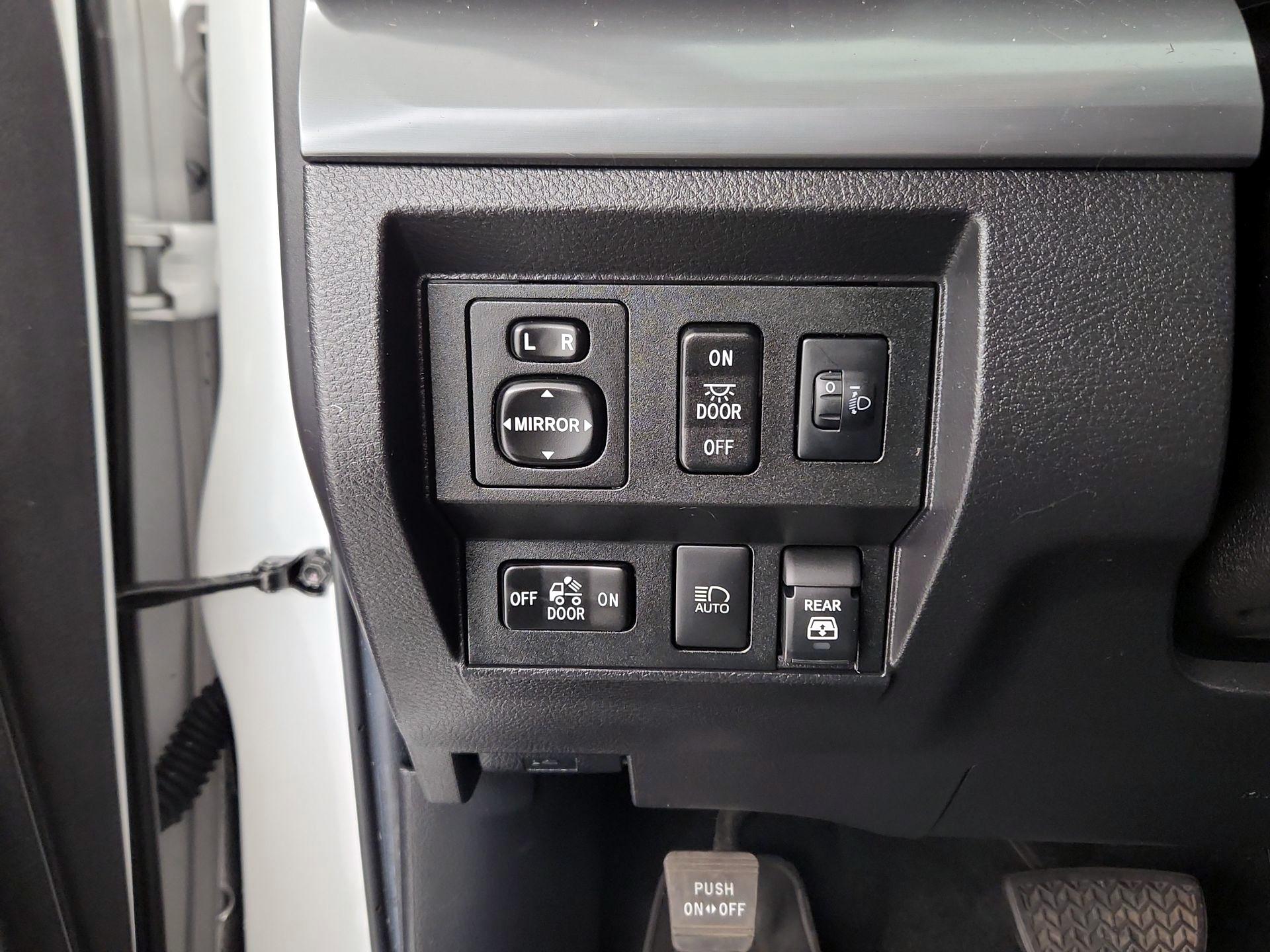 Thumbnail: 2021 Toyota Tundra - 13