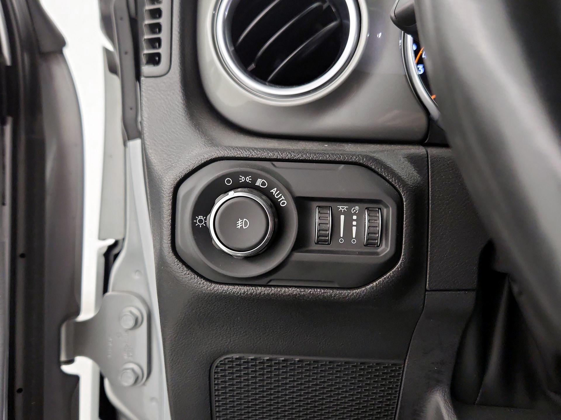 Thumbnail: 2022 Jeep Wrangler - 13