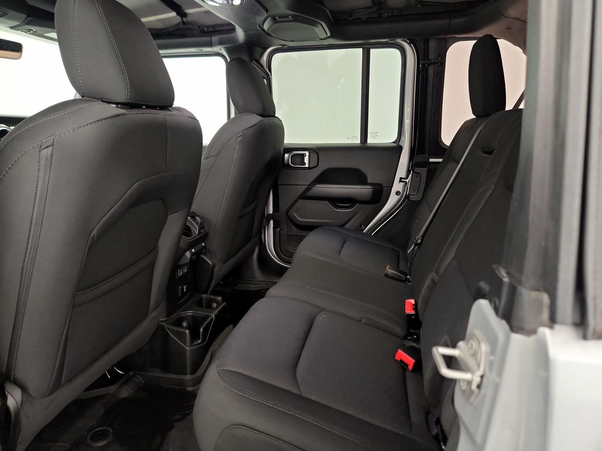 Thumbnail: 2022 Jeep Wrangler - 19