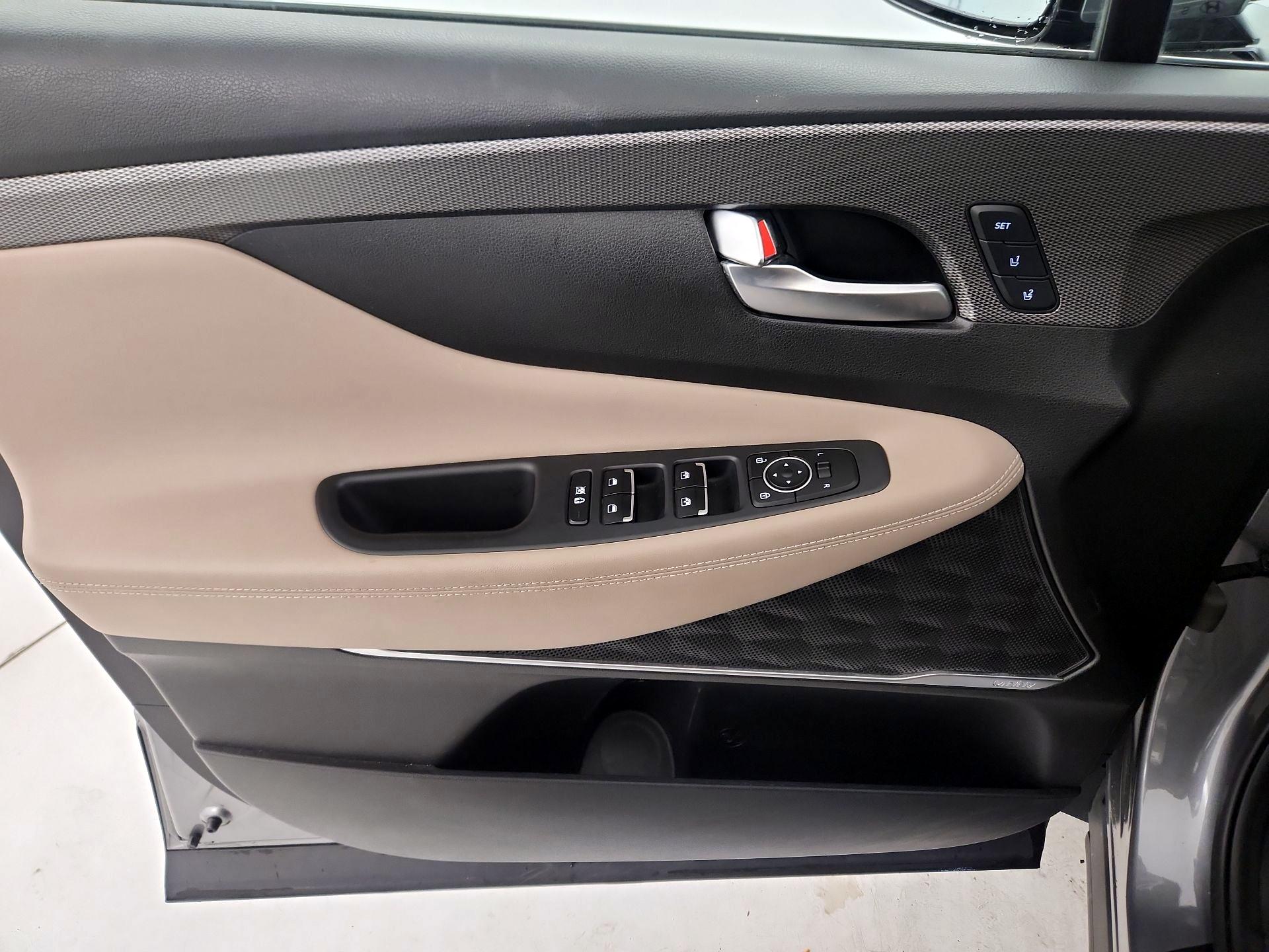 Thumbnail: 2019 Hyundai Santa Fe - 12