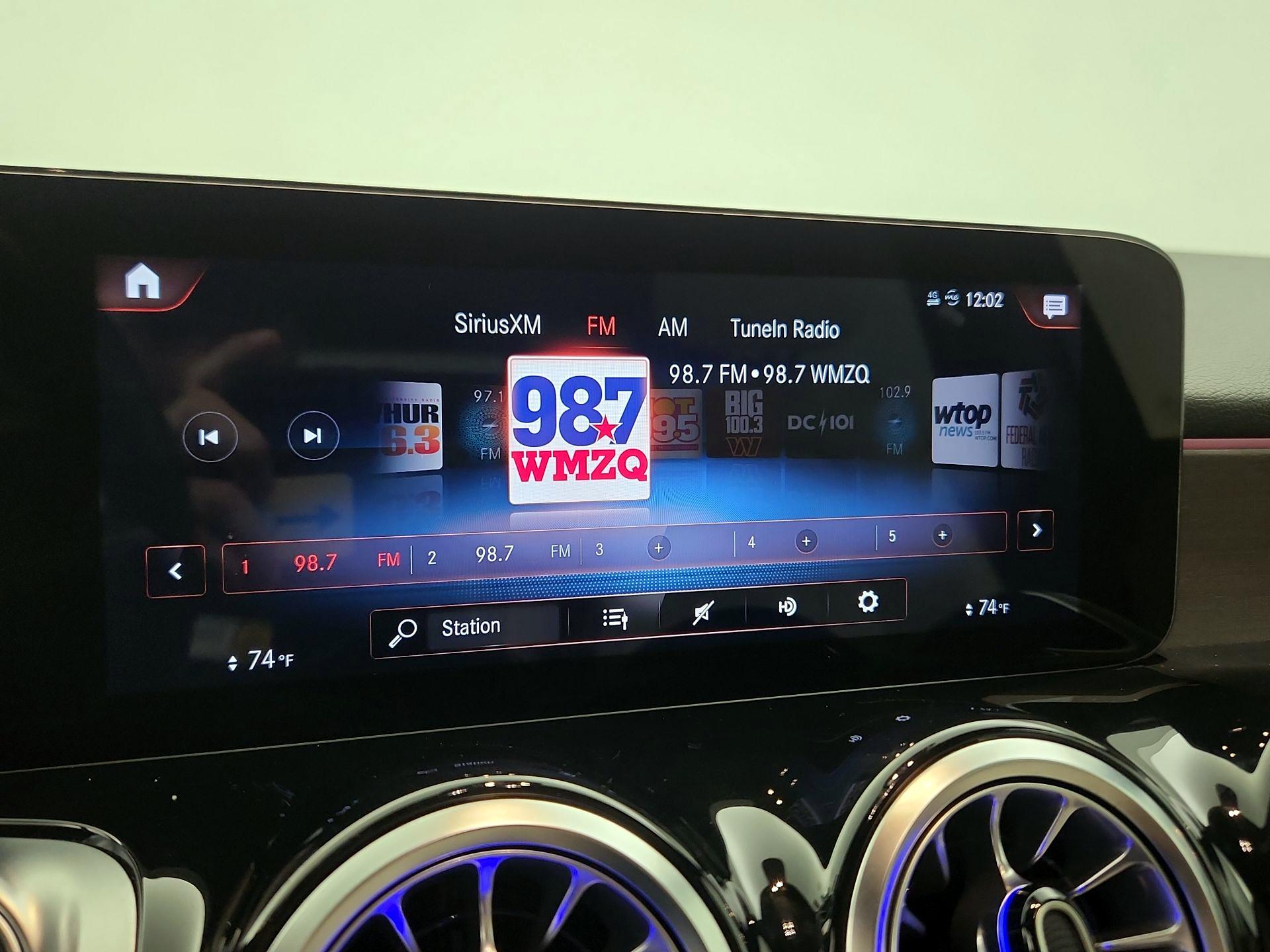 Thumbnail: 2022 Mercedes-Benz GLB - 15