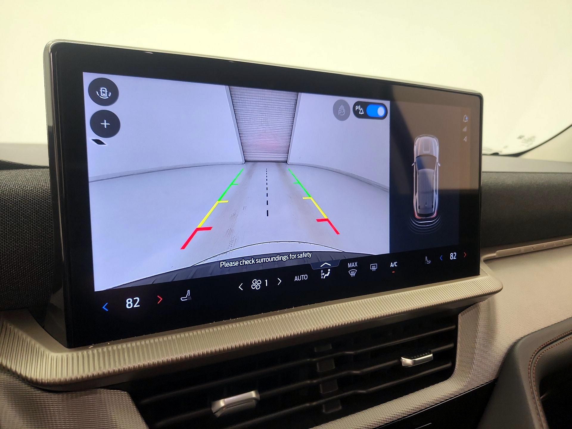 Thumbnail: 2025 Ford Explorer - 14