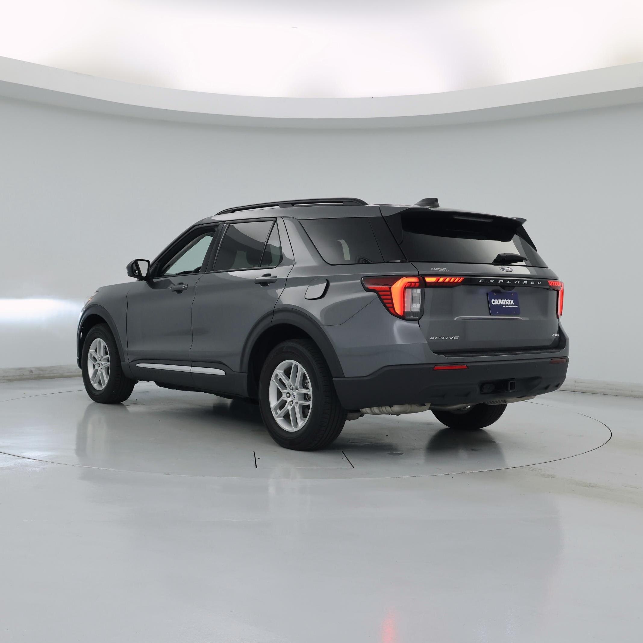 Thumbnail: 2025 Ford Explorer - 2