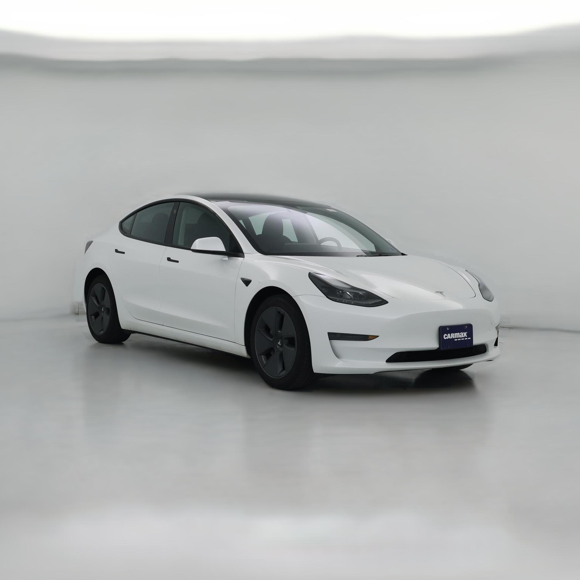 Thumbnail: 2023 Tesla Model 3 - 1