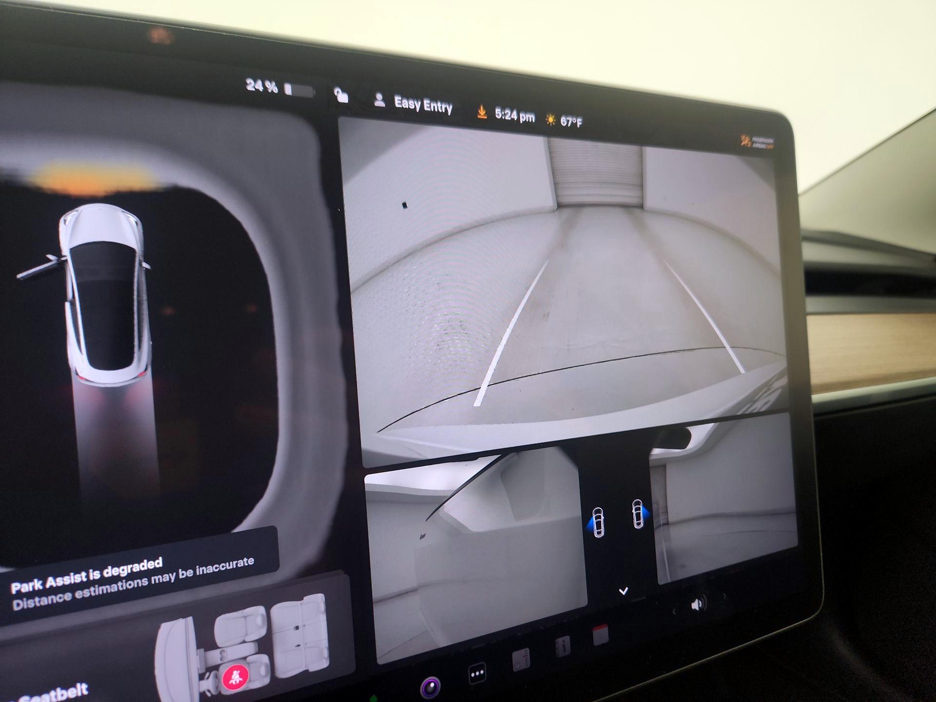 Thumbnail: 2023 Tesla Model 3 - 13