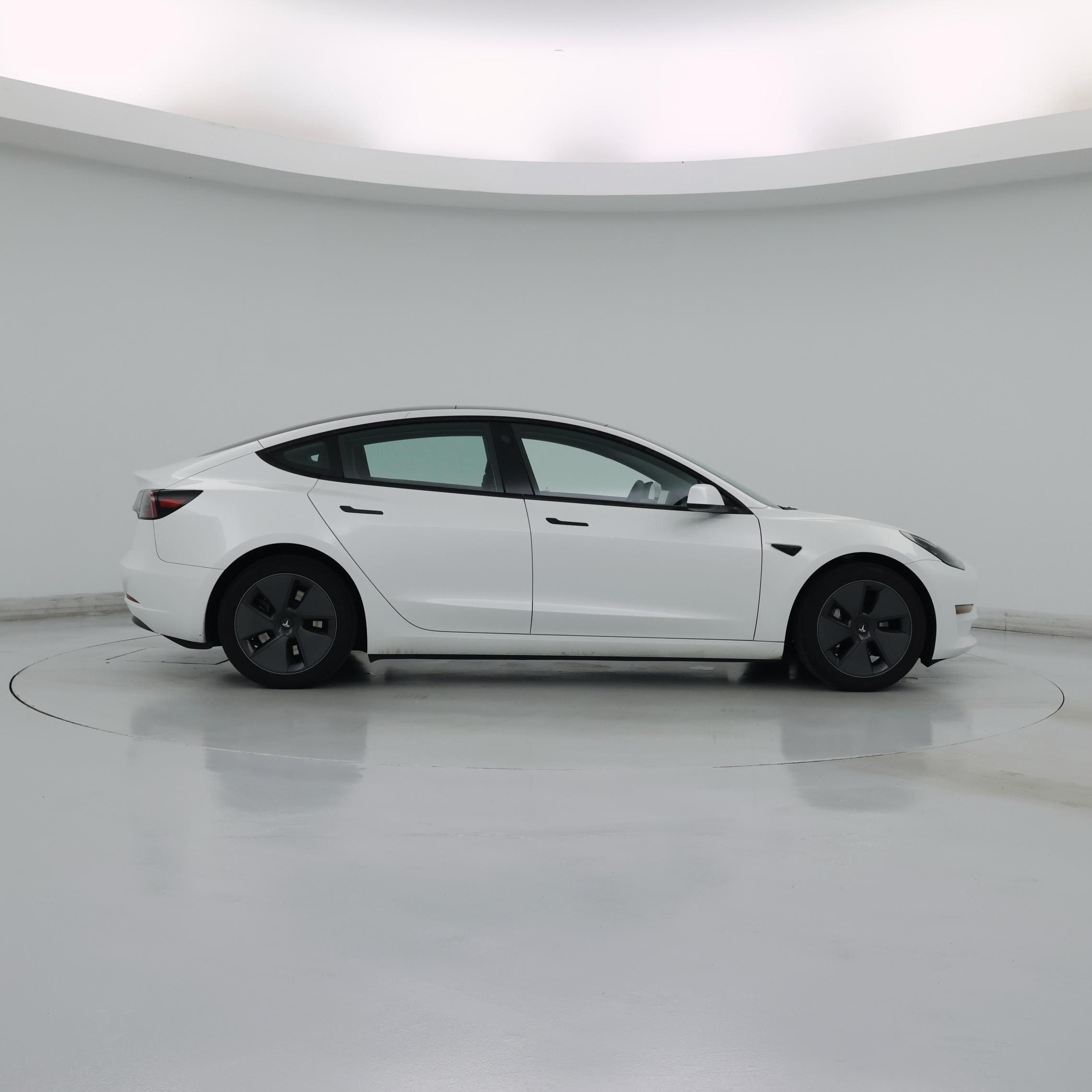 Thumbnail: 2023 Tesla Model 3 - 7