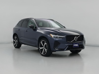 2023 Volvo XC60 B5 Ultimate Dark Theme