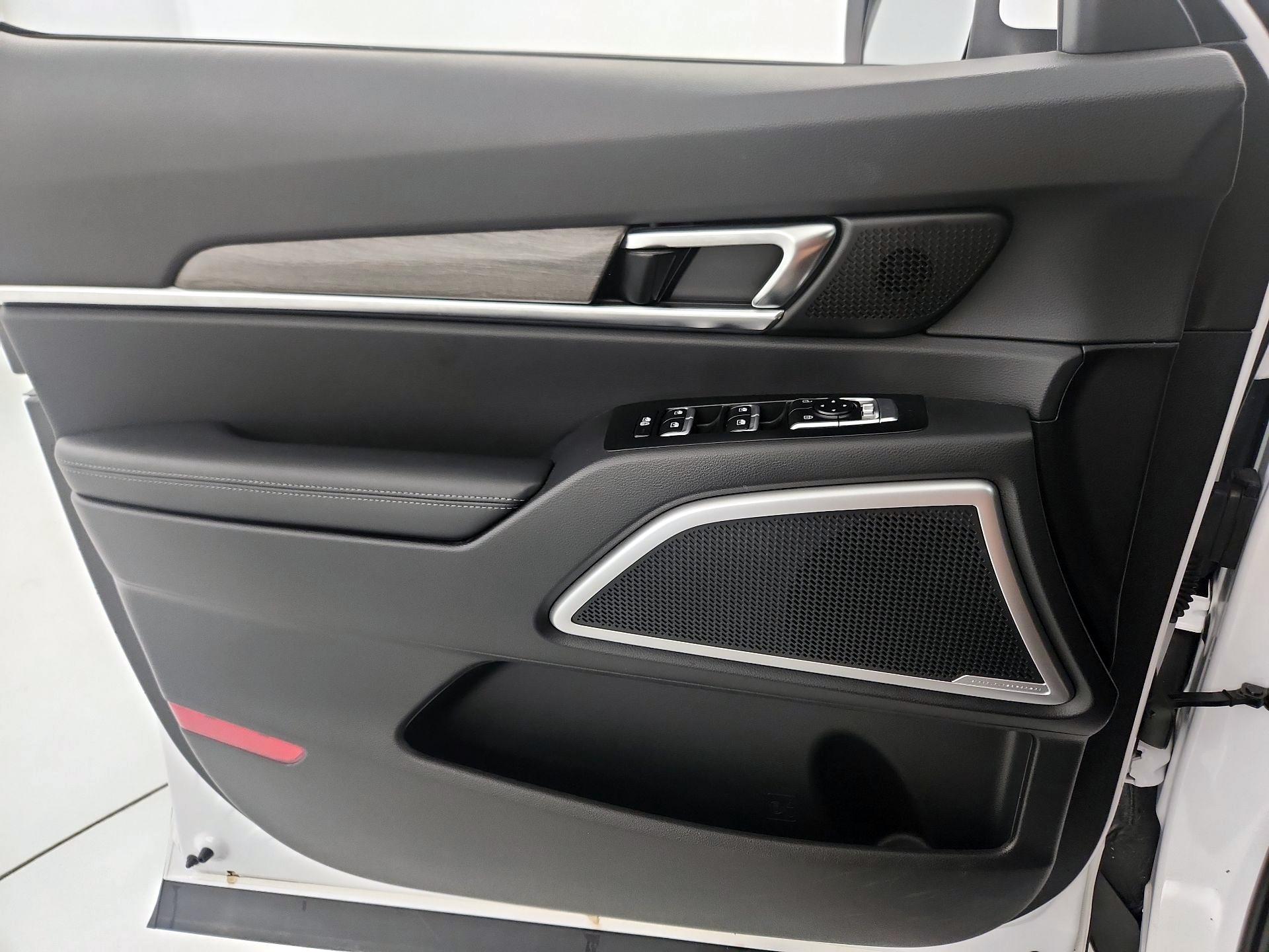 Thumbnail: 2022 Kia Telluride - 12