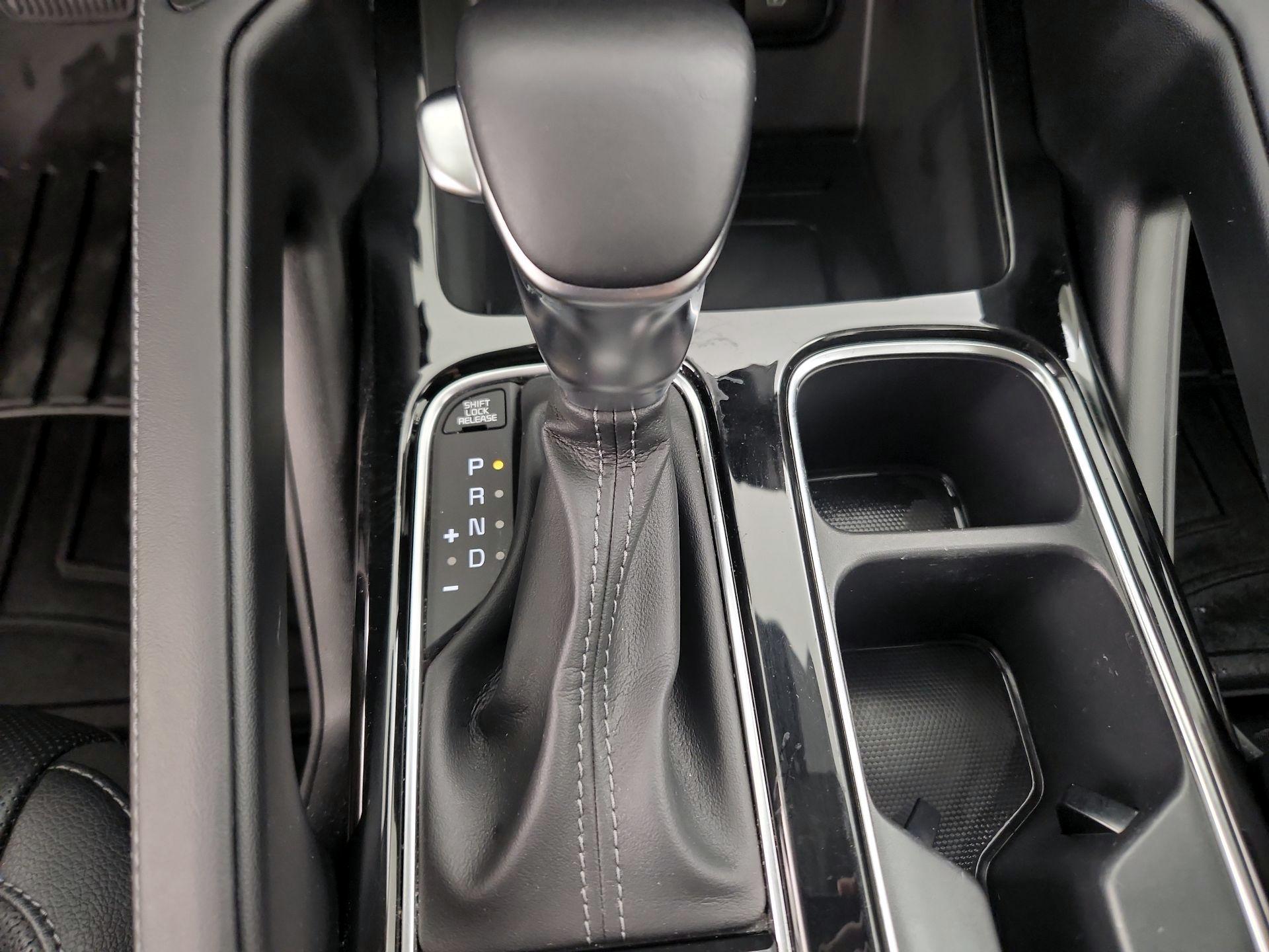 Thumbnail: 2022 Kia Telluride - 17
