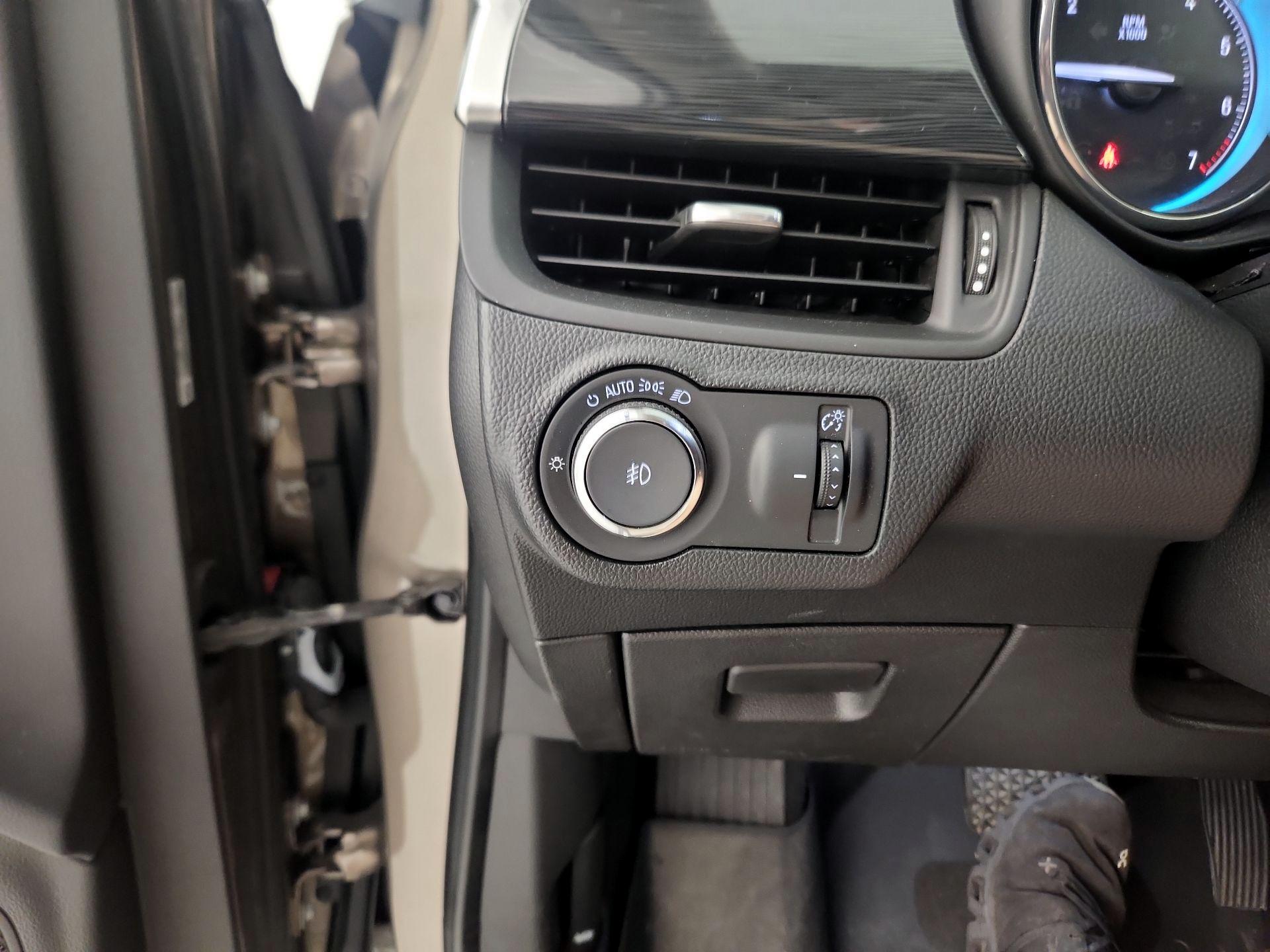 Thumbnail: 2018 Buick Envision - 13