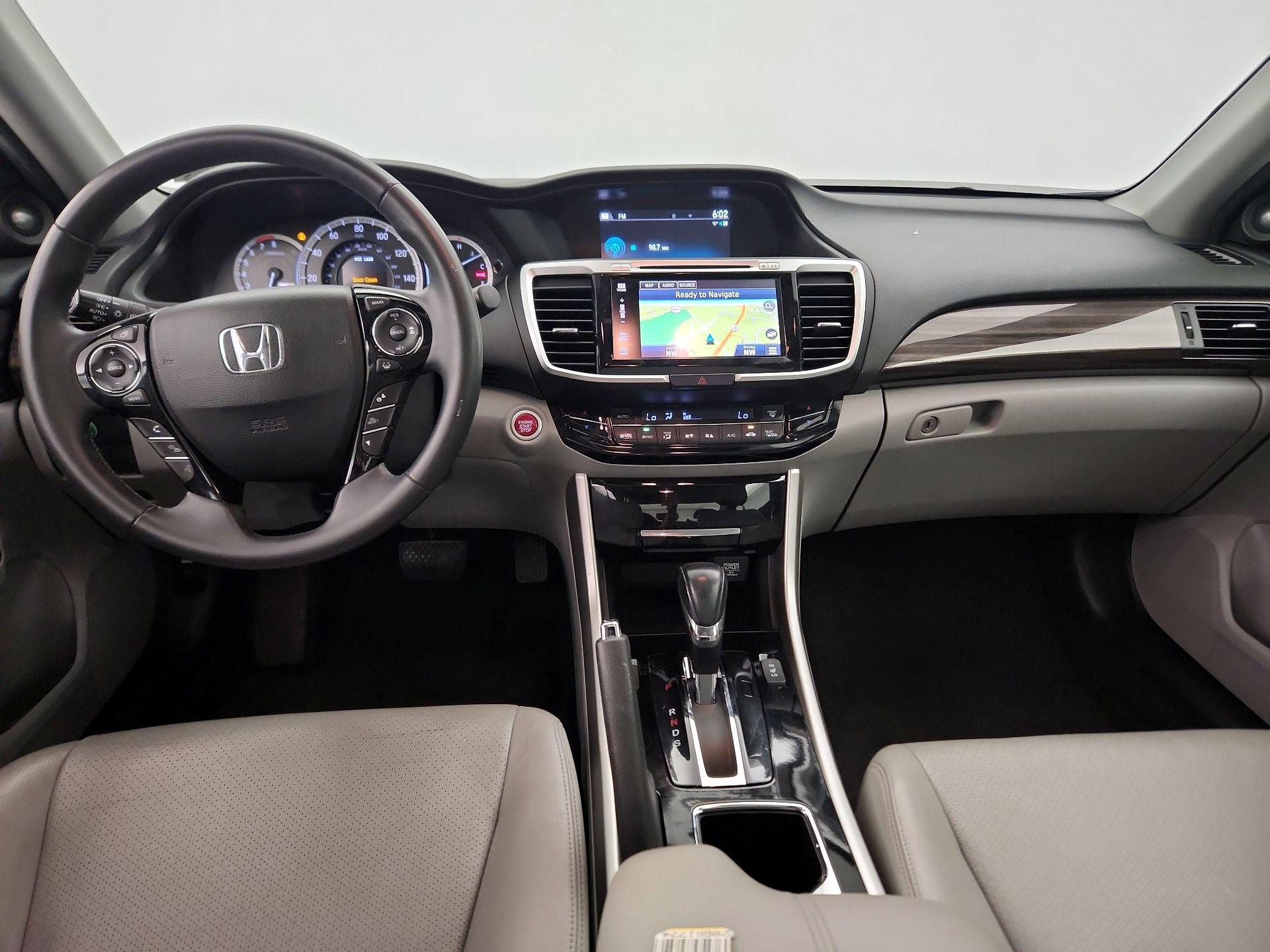 Thumbnail: 2016 Honda Accord - 9