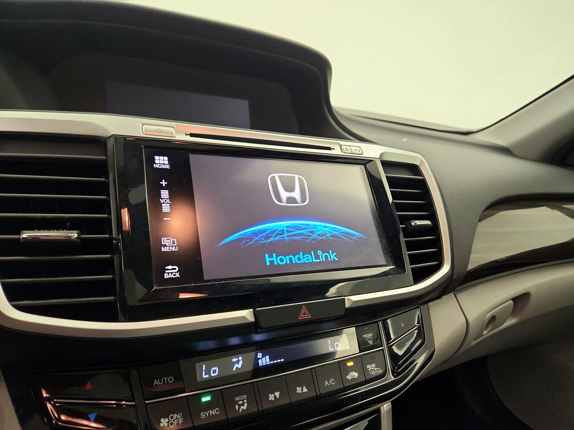 Thumbnail: 2016 Honda Accord - 15