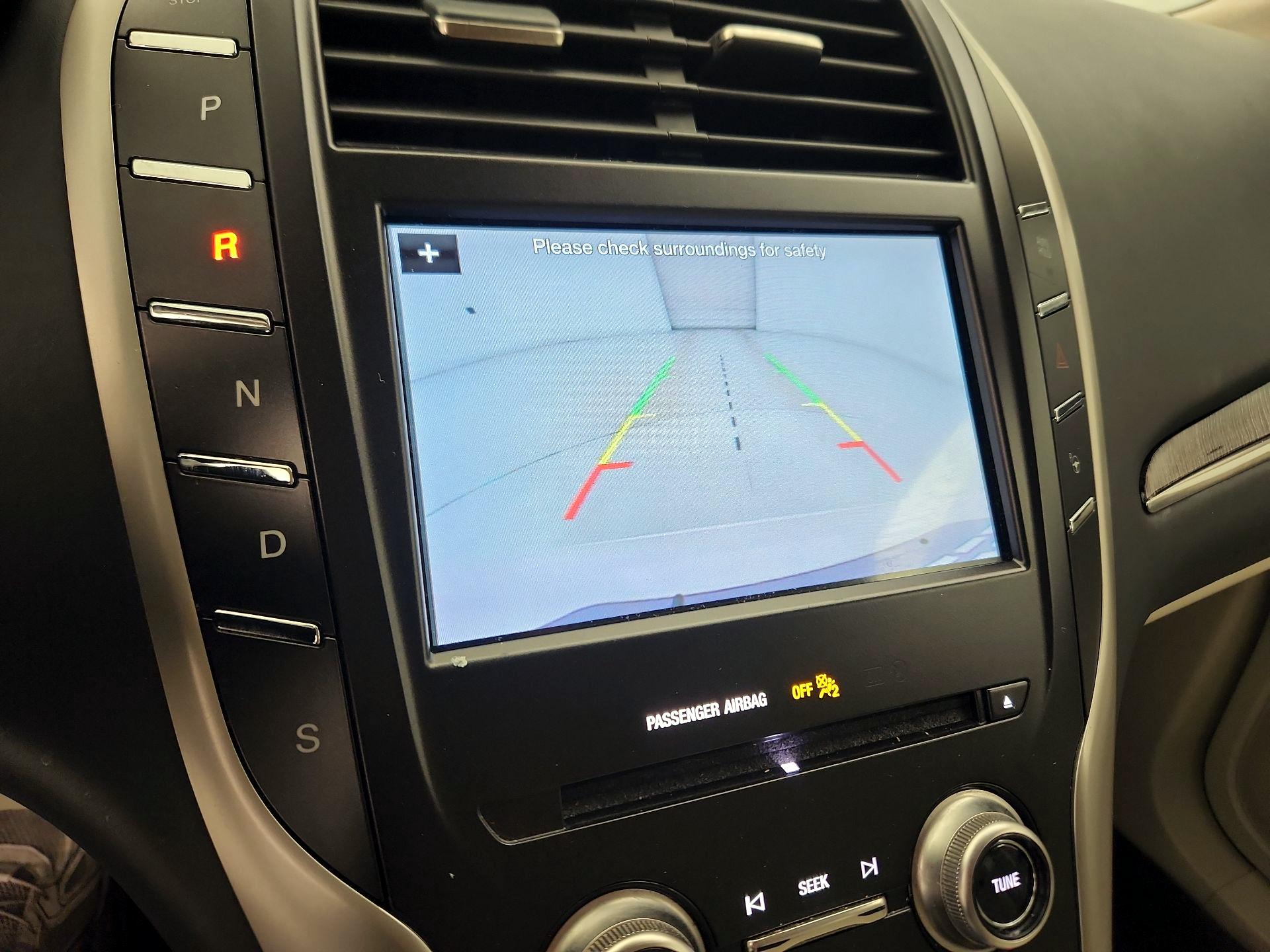 Thumbnail: 2019 Lincoln MKC - 14