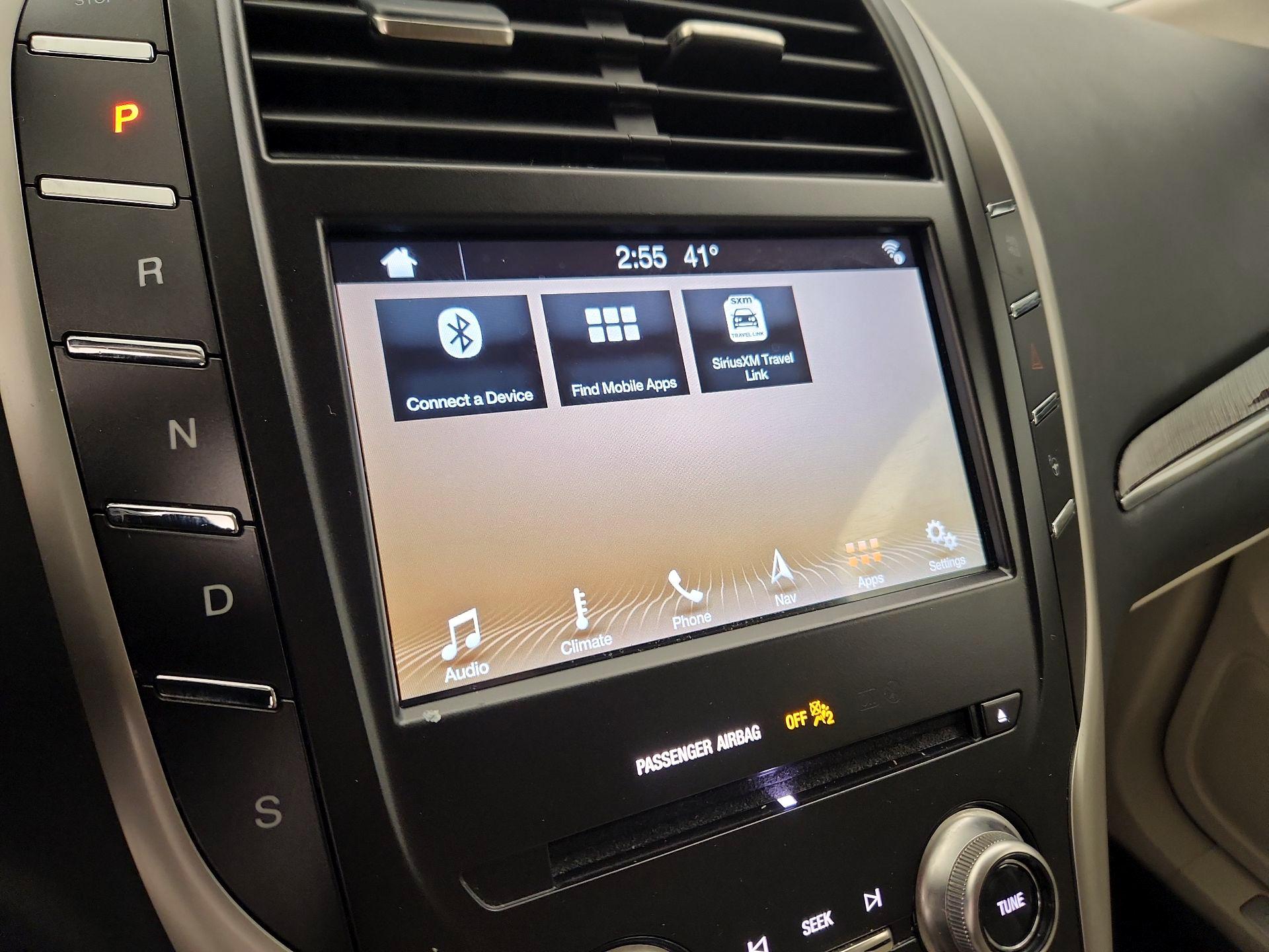 Thumbnail: 2019 Lincoln MKC - 15