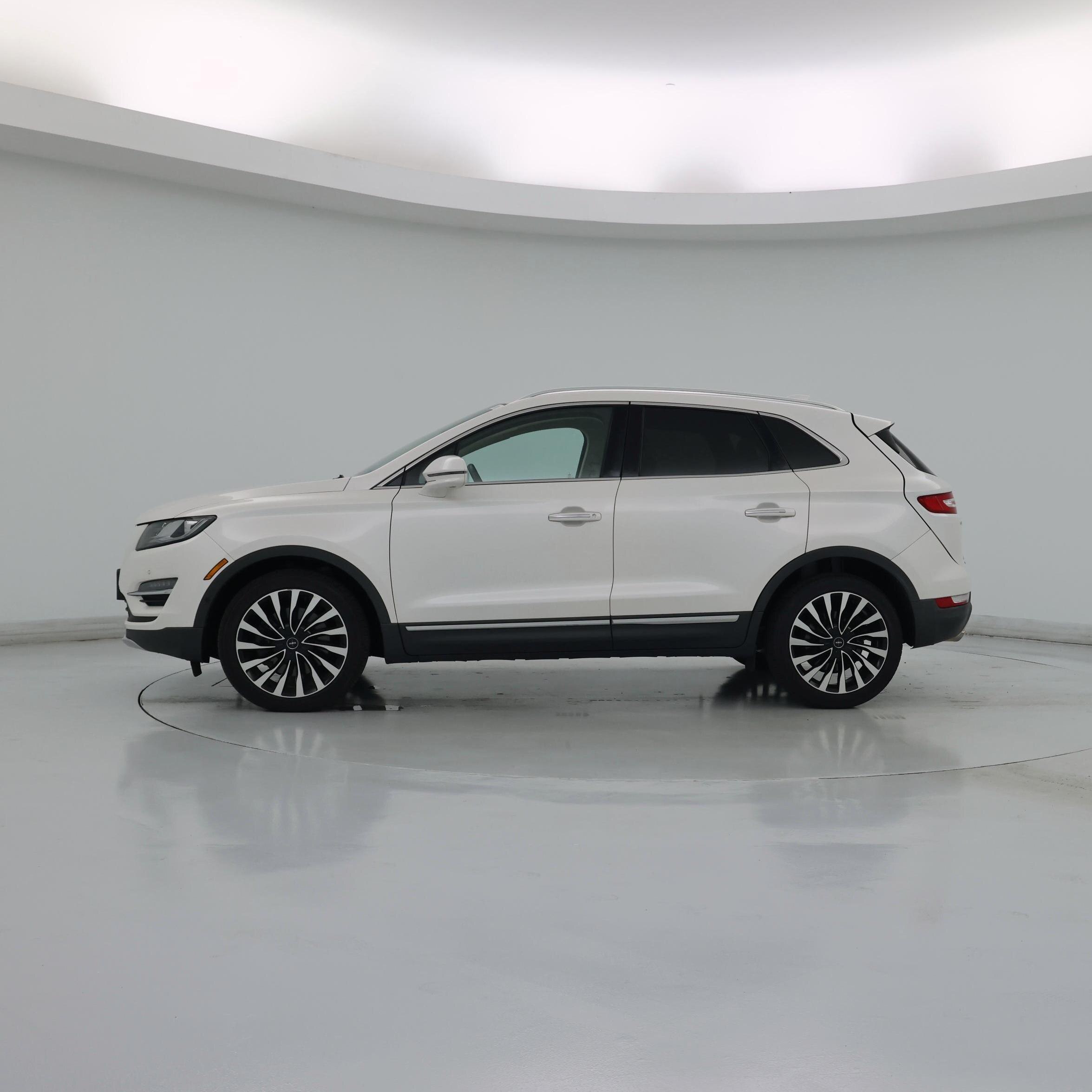 Thumbnail: 2019 Lincoln MKC - 3