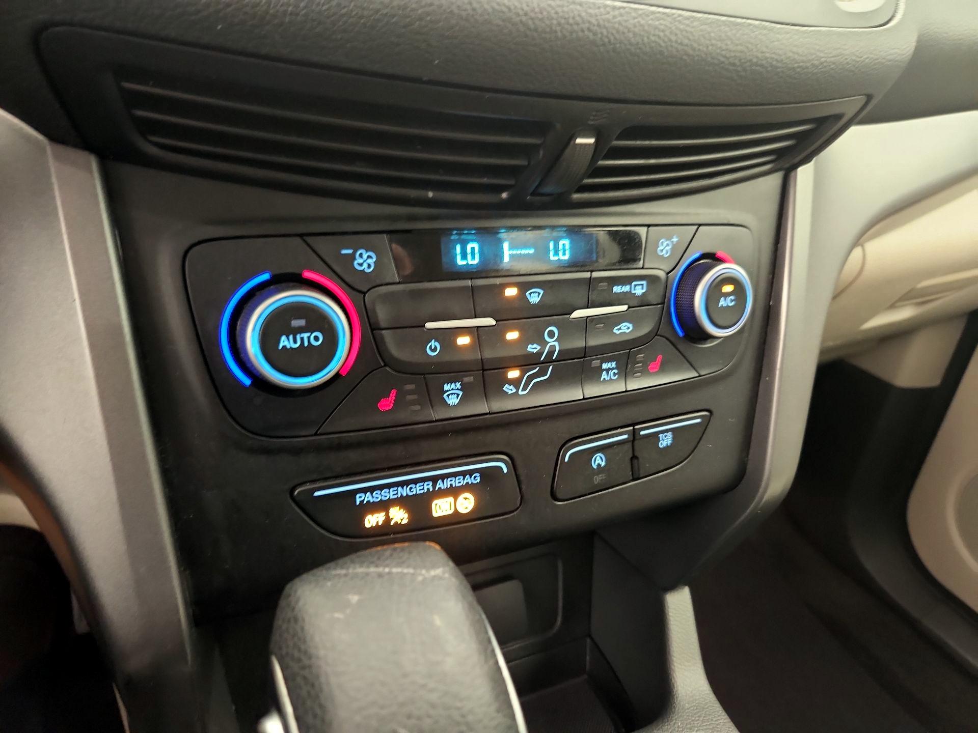 Thumbnail: 2018 Ford Escape - 15