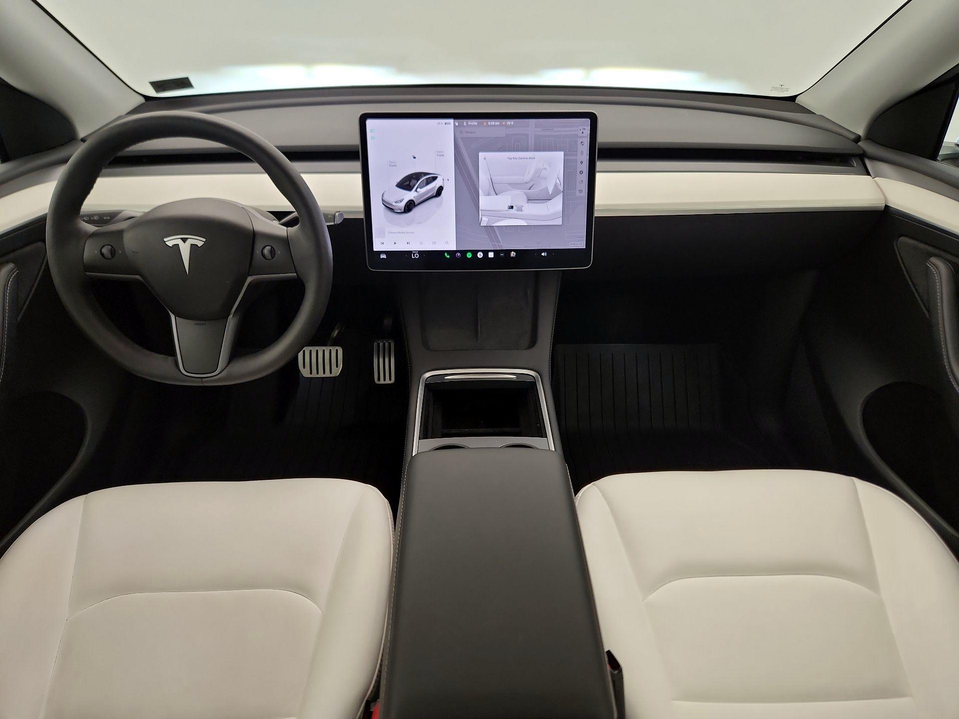 Thumbnail: 2023 Tesla Model Y - 9