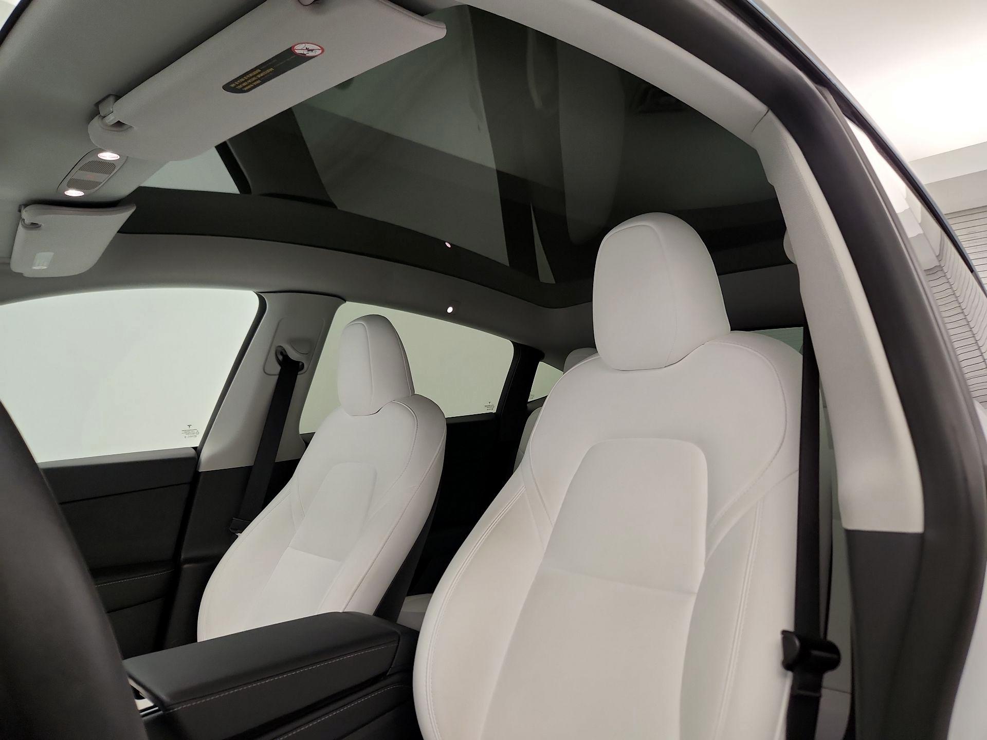 Thumbnail: 2023 Tesla Model Y - 18