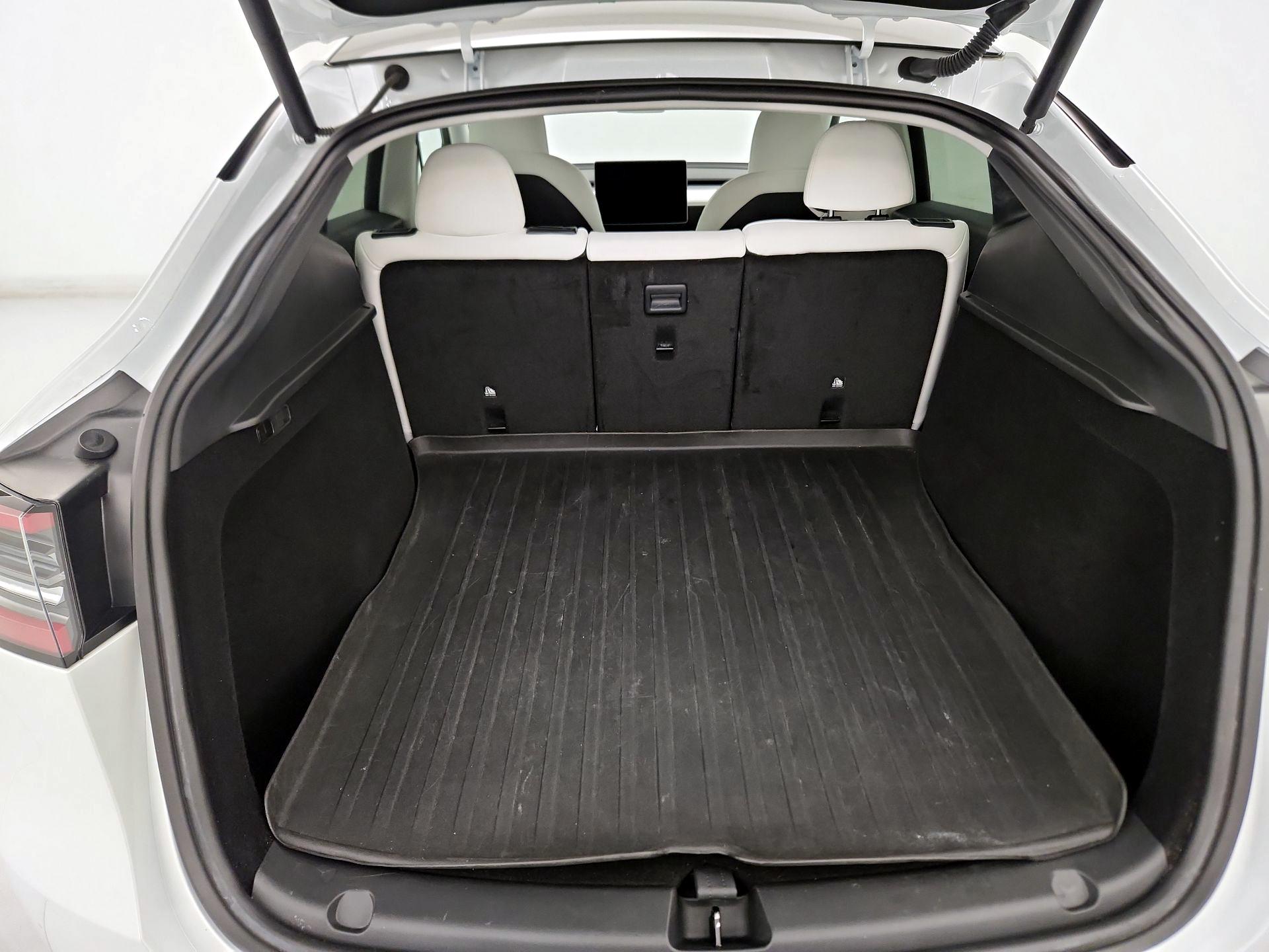 Thumbnail: 2023 Tesla Model Y - 20