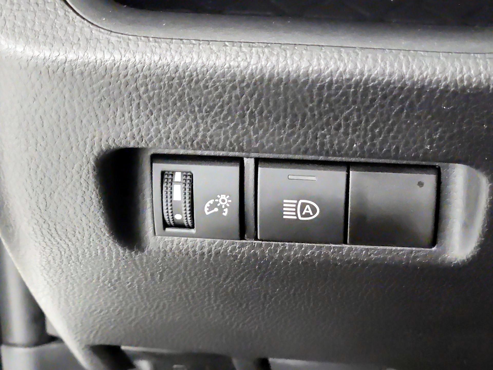 Thumbnail: 2025 Toyota RAV4 - 13