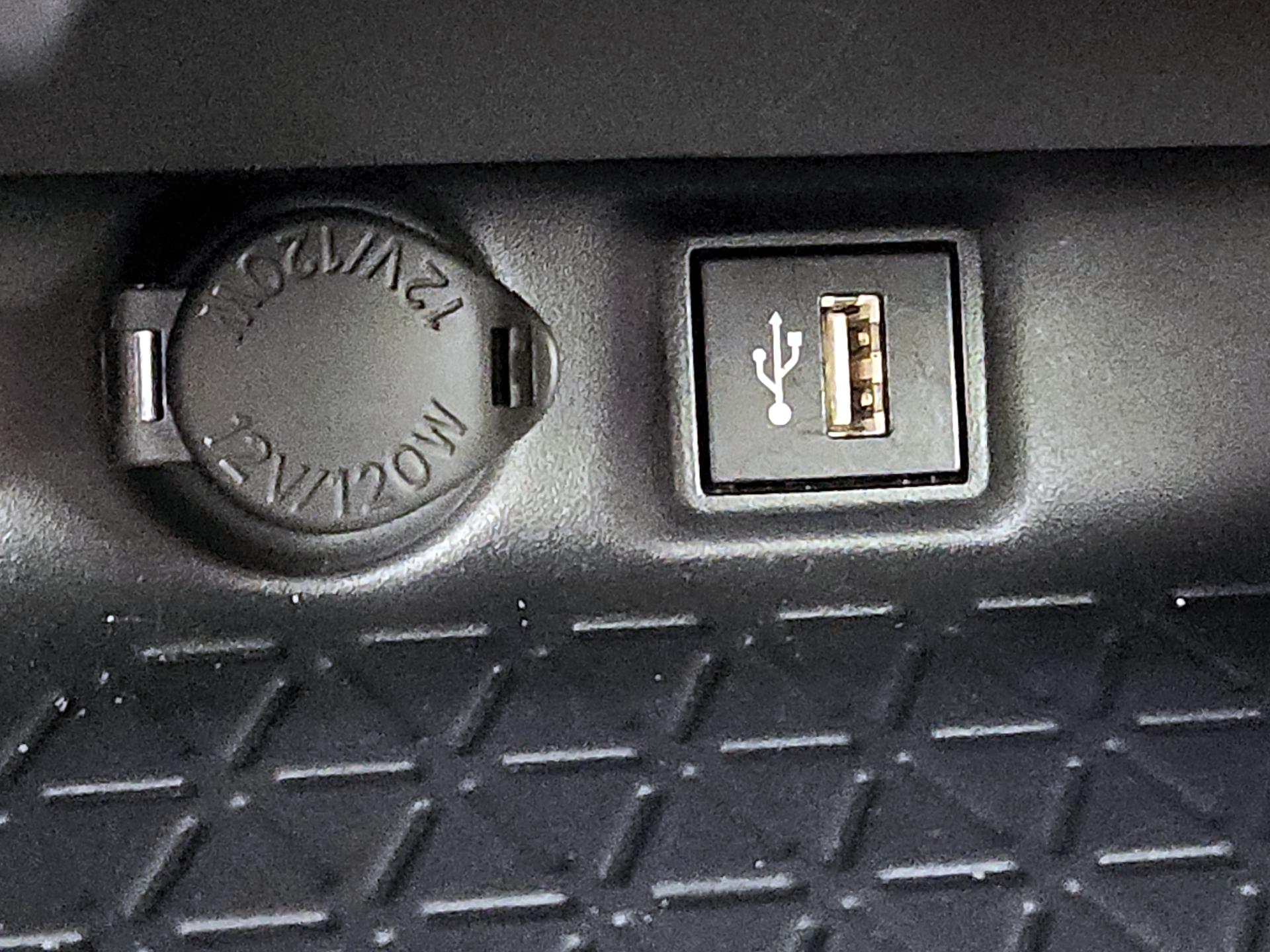 Thumbnail: 2025 Toyota RAV4 - 19