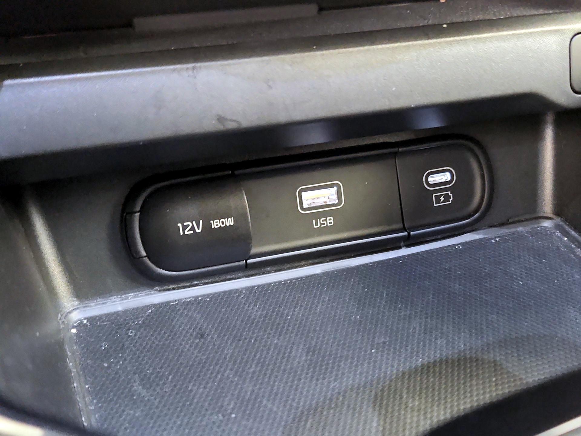 Thumbnail: 2023 Kia Soul - 18