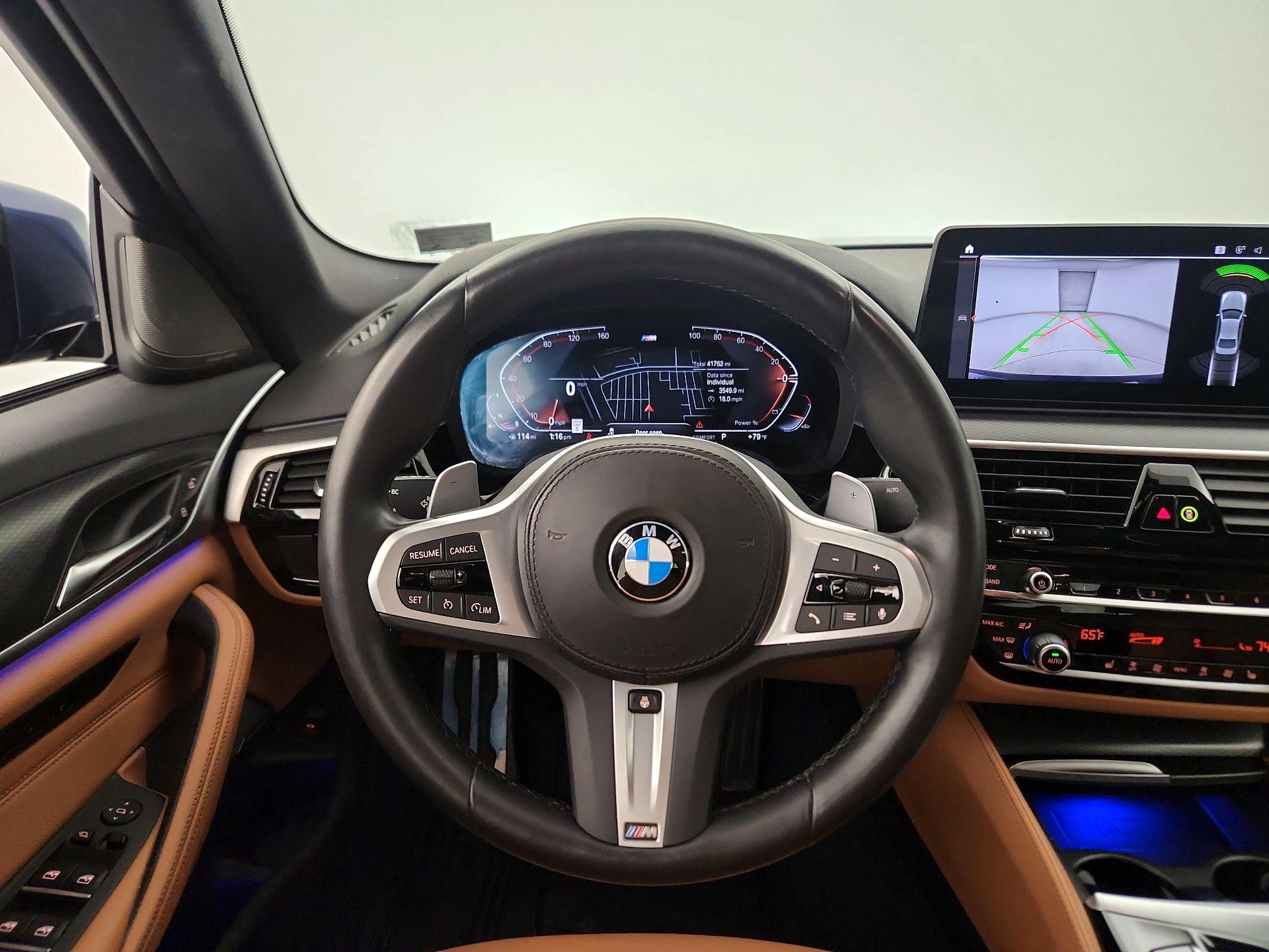 Thumbnail: 2022 BMW 5 Series - 10