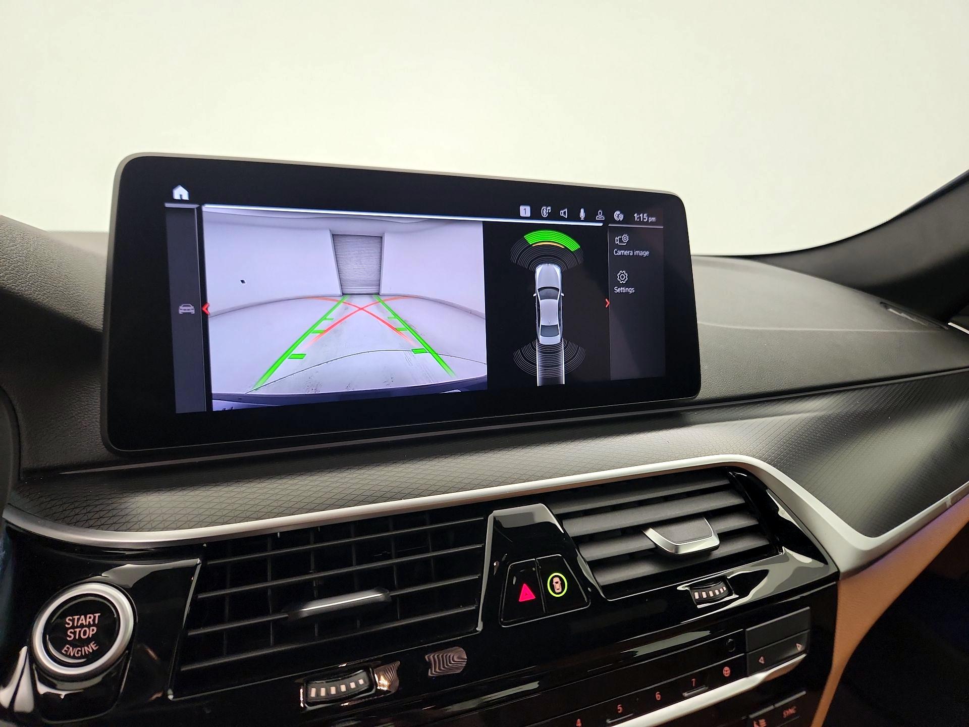Thumbnail: 2022 BMW 5 Series - 13