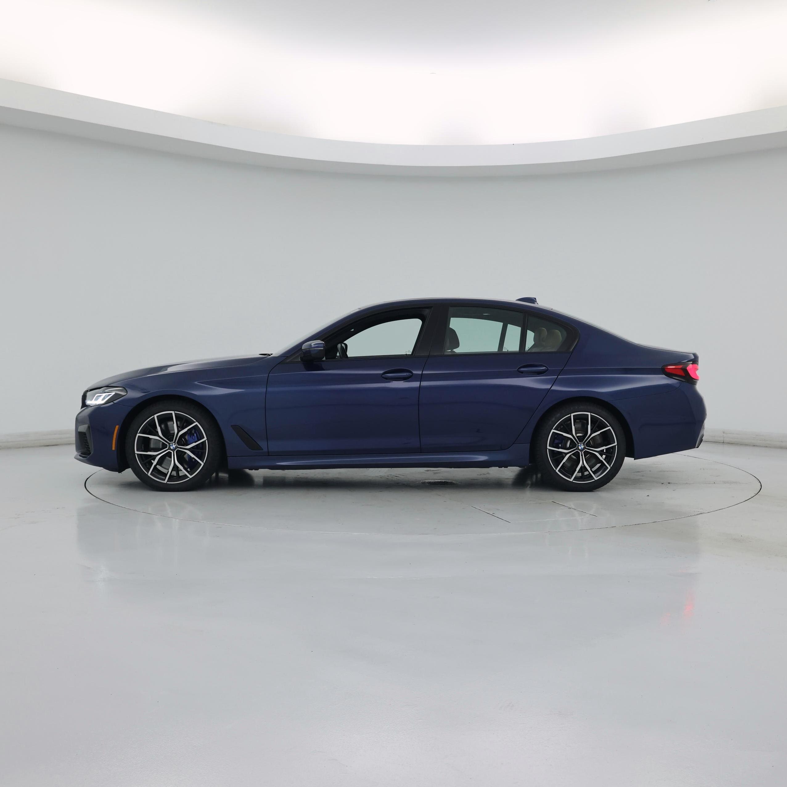Thumbnail: 2022 BMW 5 Series - 3