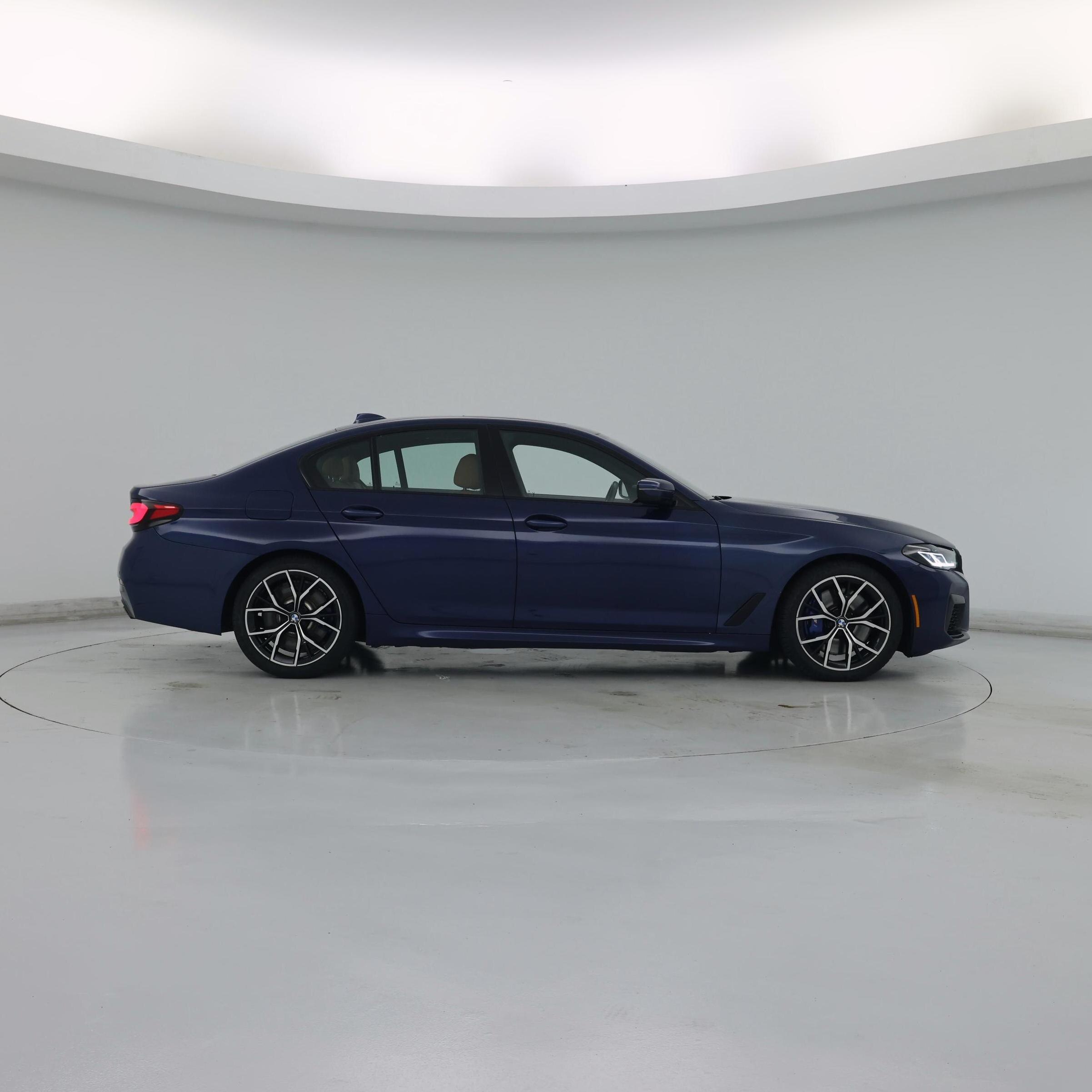 Thumbnail: 2022 BMW 5 Series - 7
