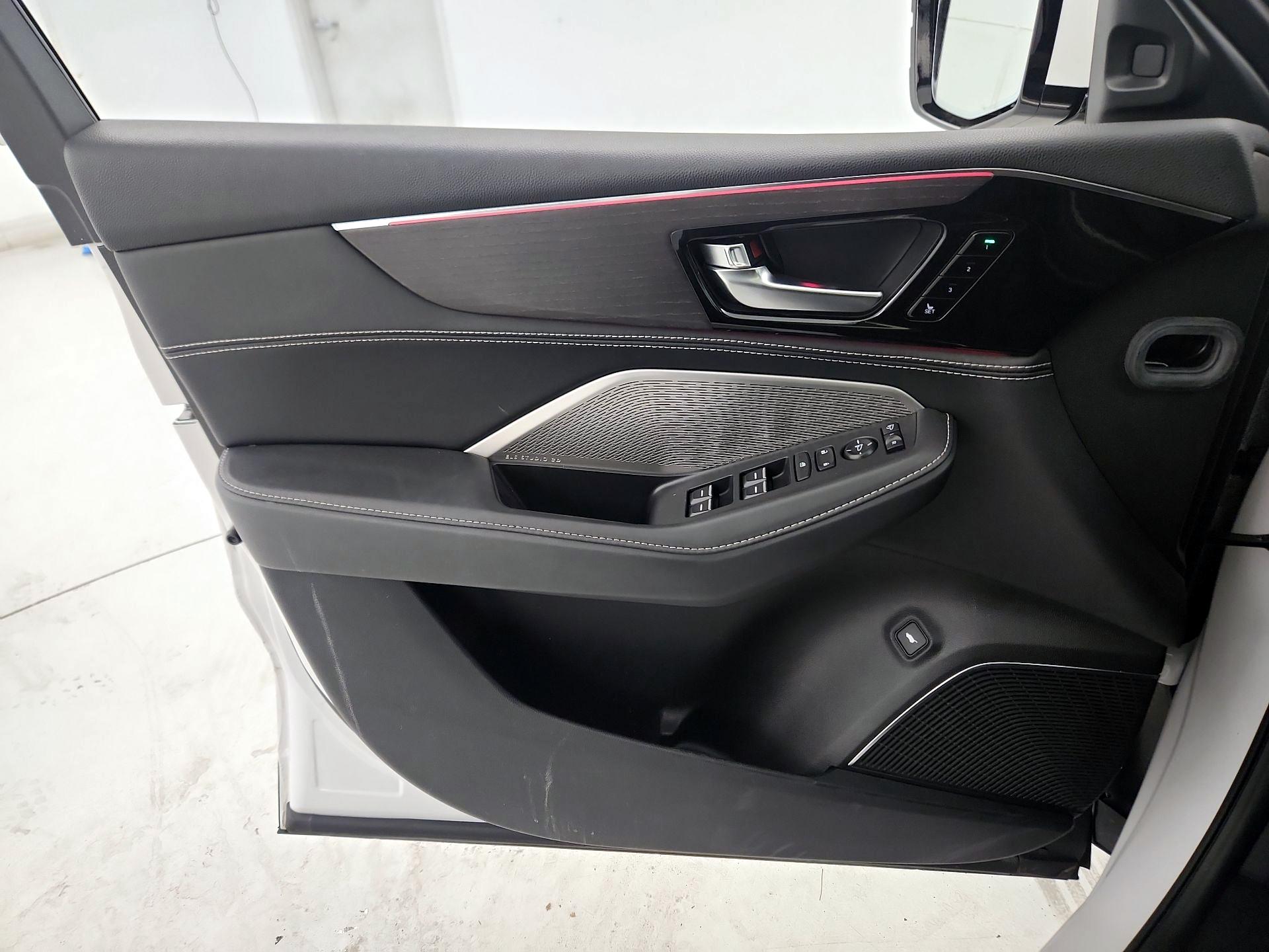 Thumbnail: 2024 Acura MDX - 12