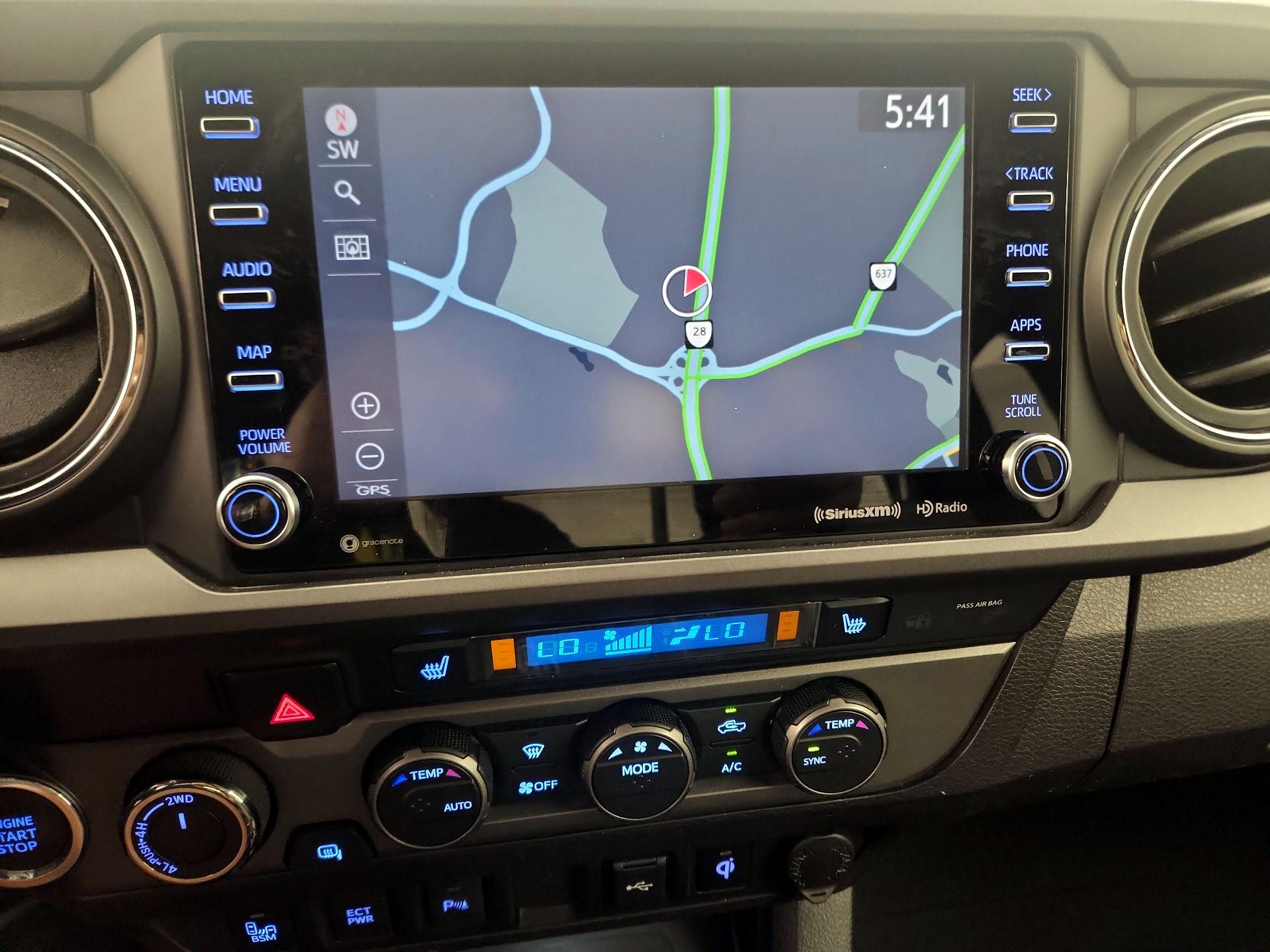 Thumbnail: 2021 Toyota Tacoma - 14