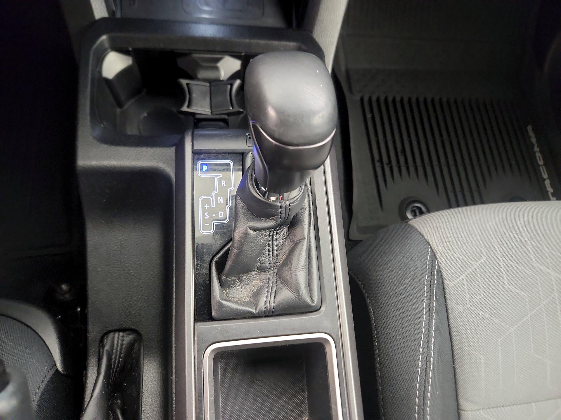 Thumbnail: 2021 Toyota Tacoma - 18