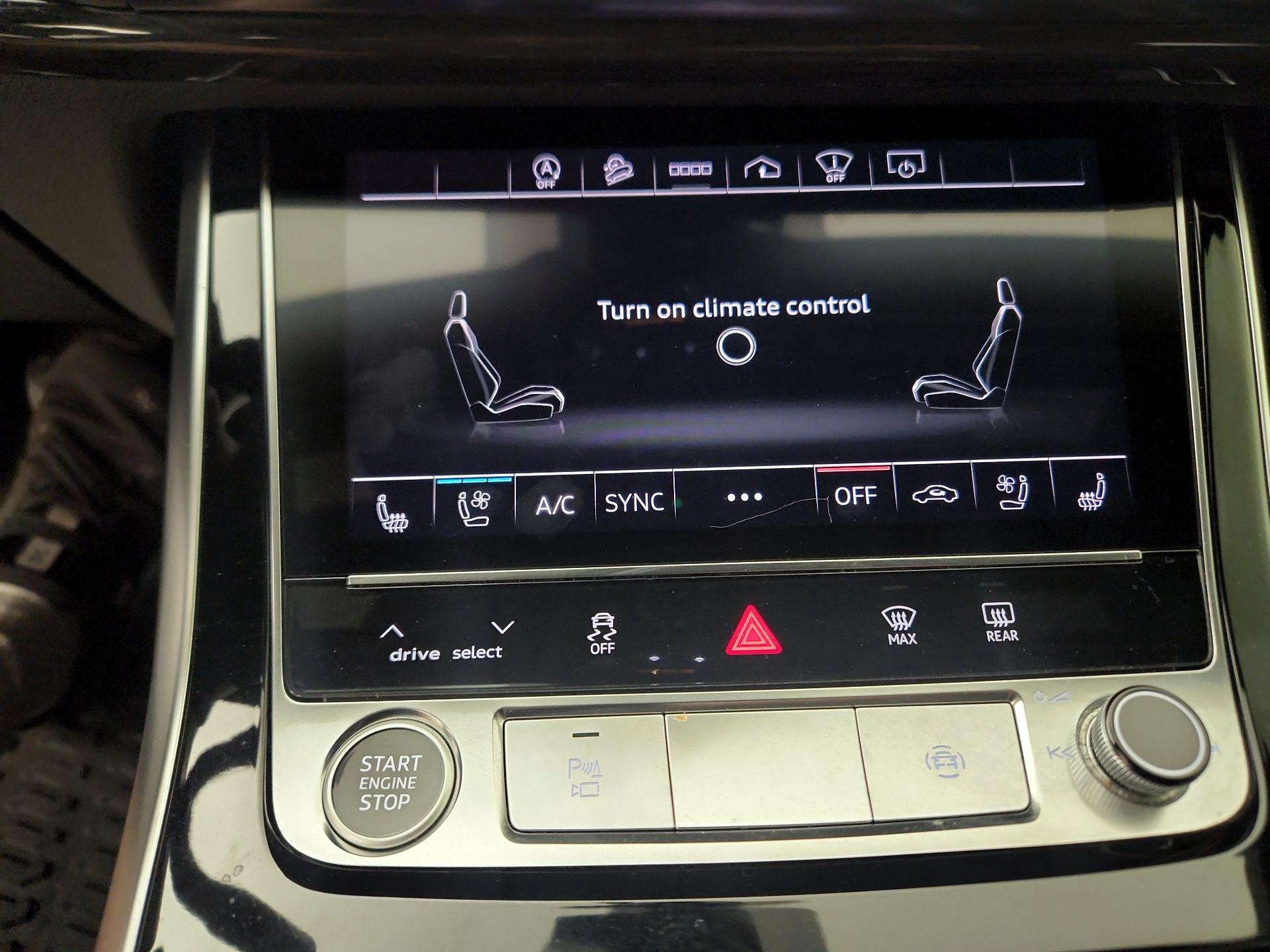 Thumbnail: 2021 Audi Q7 - 16