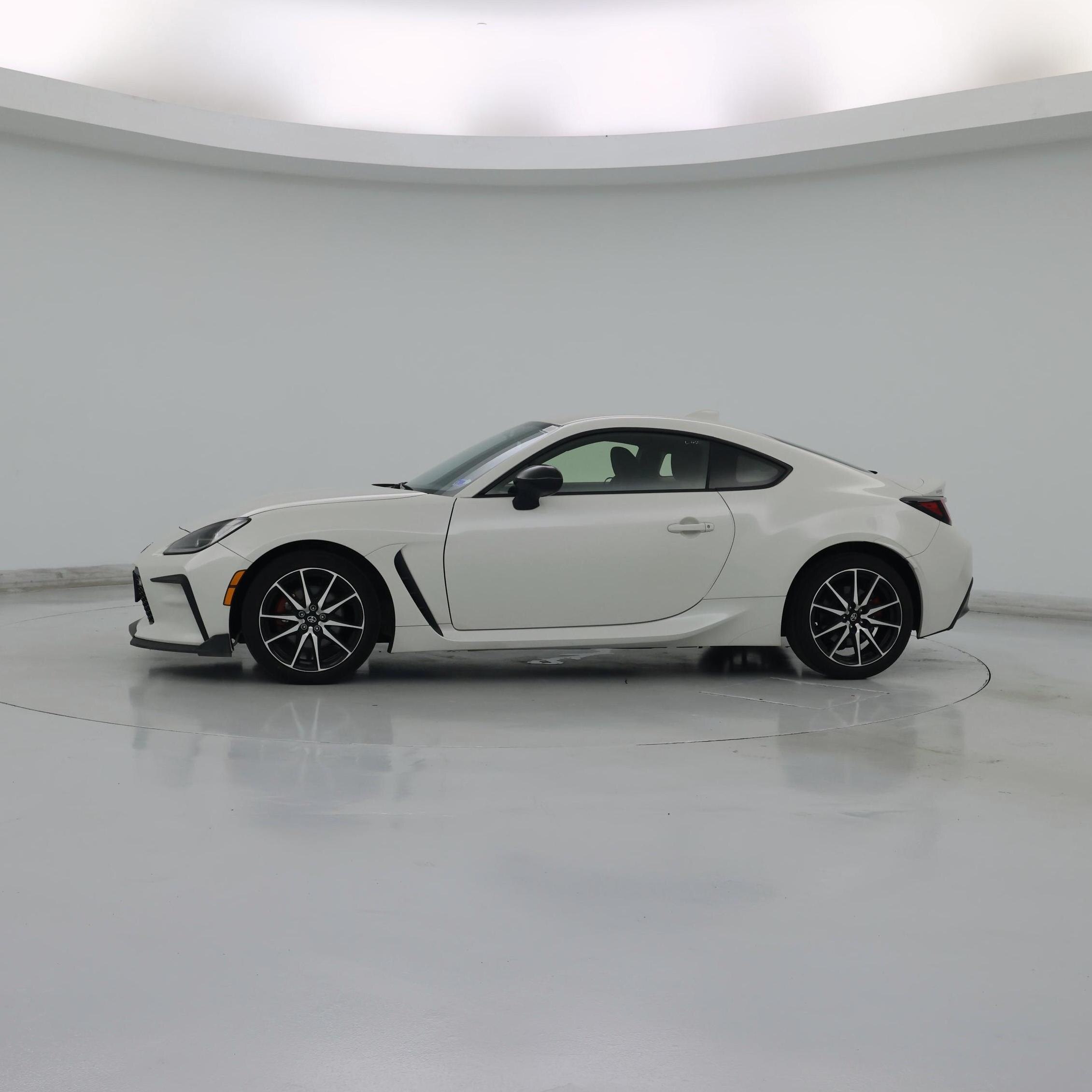 Thumbnail: 2024 Toyota GR86 - 3