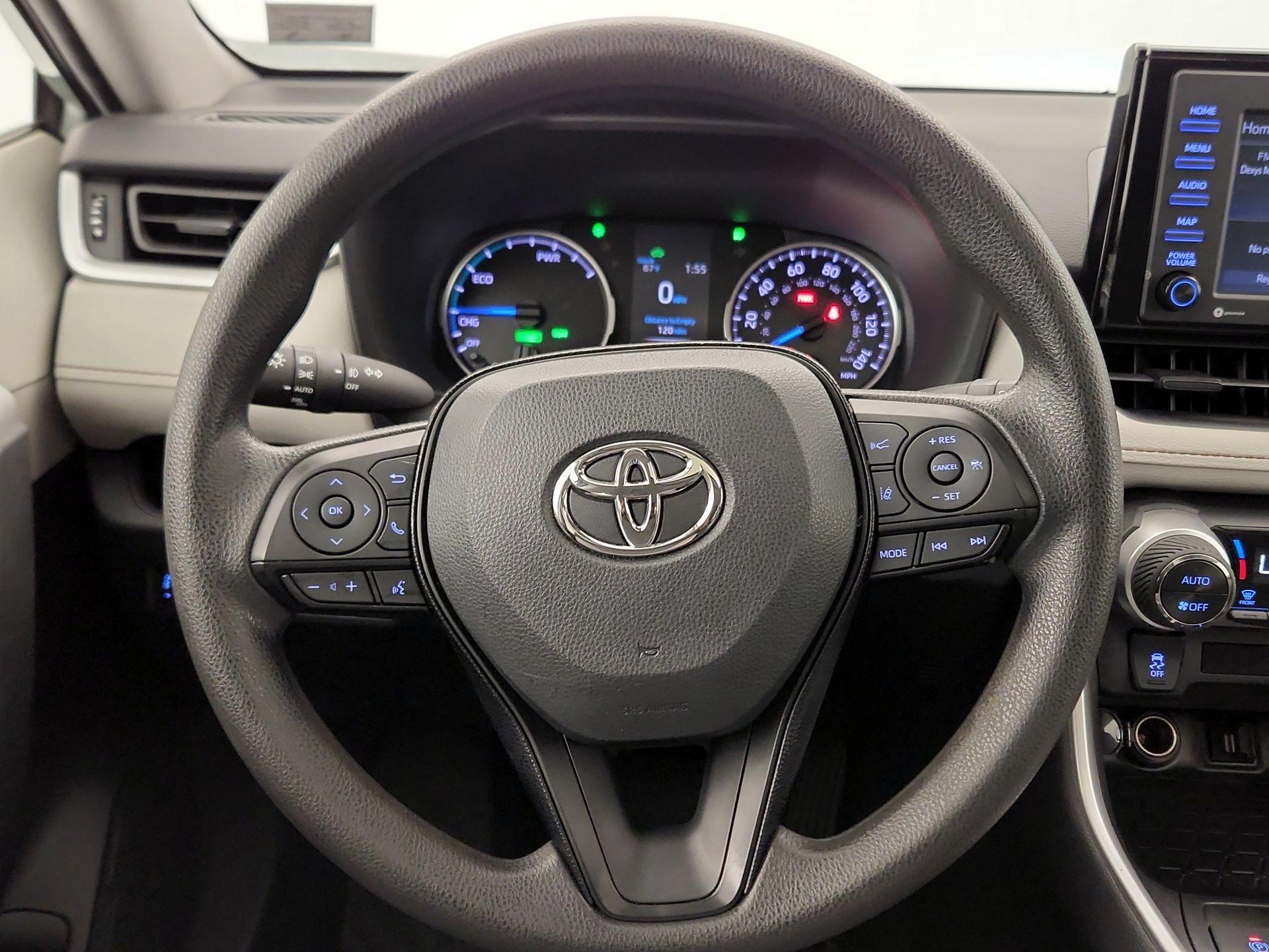 Thumbnail: 2021 Toyota RAV4 - 10